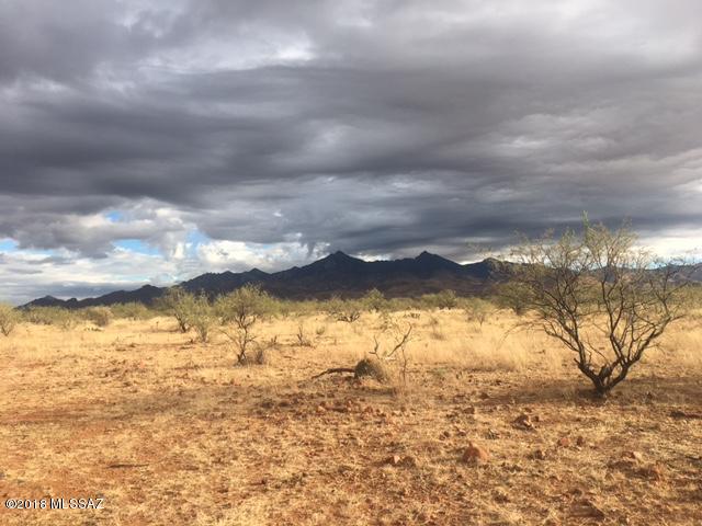 Beautiful views from this parcel that can be split. Property is flagged on 2 front corners but land goes through Nacozari.