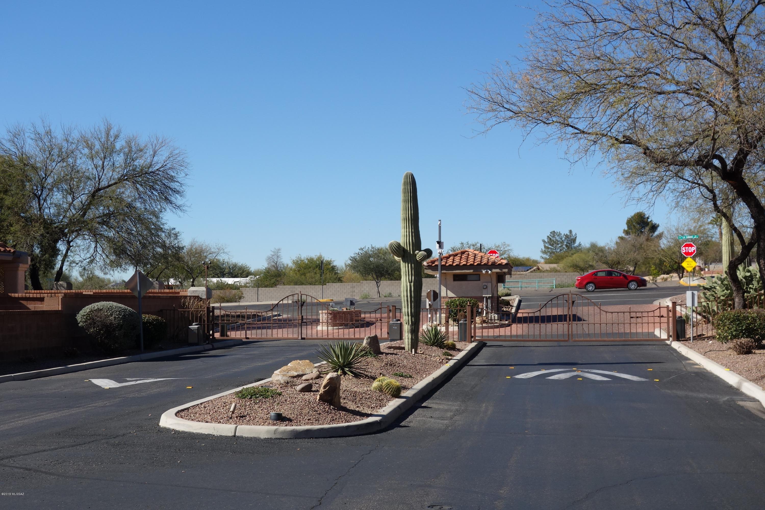 Villages Of La Canada (The) - Residential