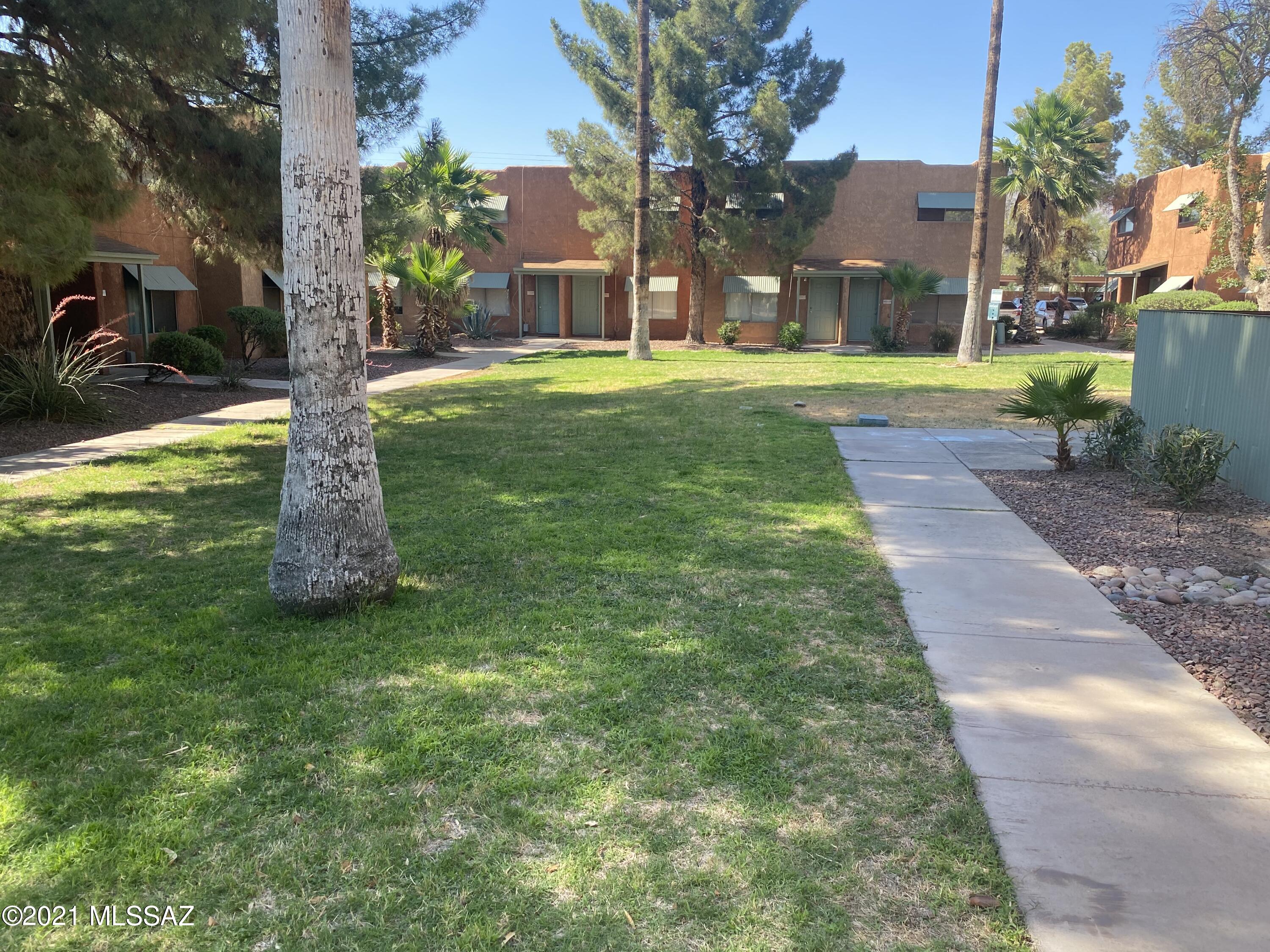 Willow Gardens Condos (1-76) - Residential