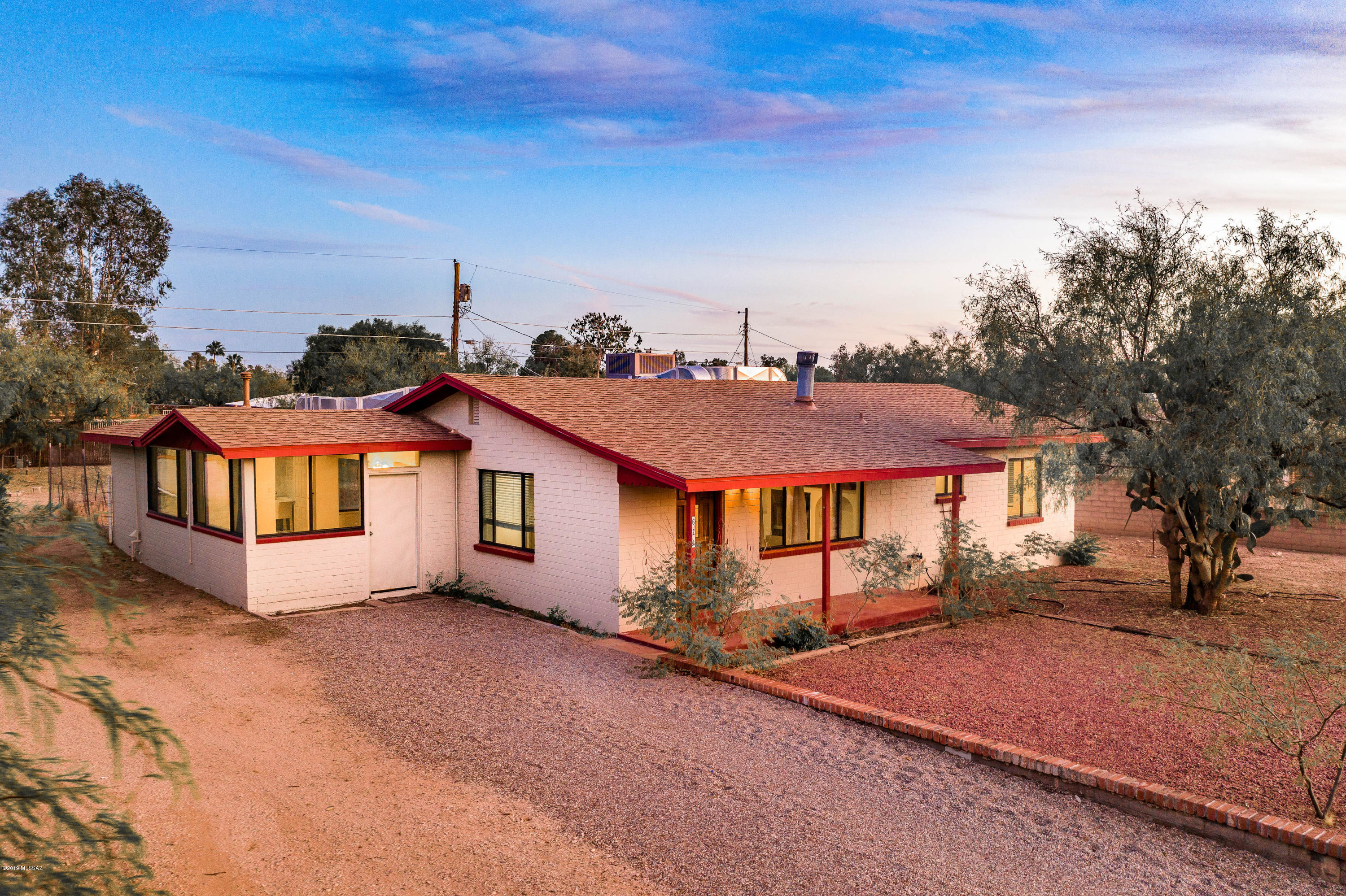 Midtown charmer. With proximity to the heart of Tucson this home makes you feel every bit at home located in a quiet neighborhood on a quarter acre.. Recently painted, cleaned, newer roof, and windows. It is ready for you to add your touch and make it your own! Come see it today!