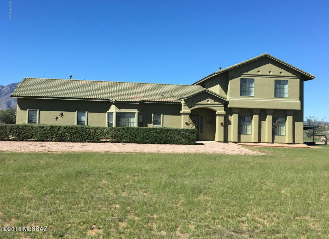 HUGE PRICE REDUCTION on this SPACIOUS & Absolutely GORGEOUS 5bd 3ba 2807sf home on almost 8AC. Oversized 3 car garage, fully fenced, 2 dog run areas, extra lg 20X12 storage building, gazebo perfectly situated to enjoy 360* Majestic Mountain Views!!! Inside you'll find gorgeous tile & laminate flooring, huge family (entertainment) room complete with a cozy fireplace, functional kitchen & breakfast nook, formal LR & DR areas, spacious bedrooms, HUGE master bedroom, BEAUTIFUL plantation style shutters, surround sound and CAT5 wiring. This home is a MUST SEE!!