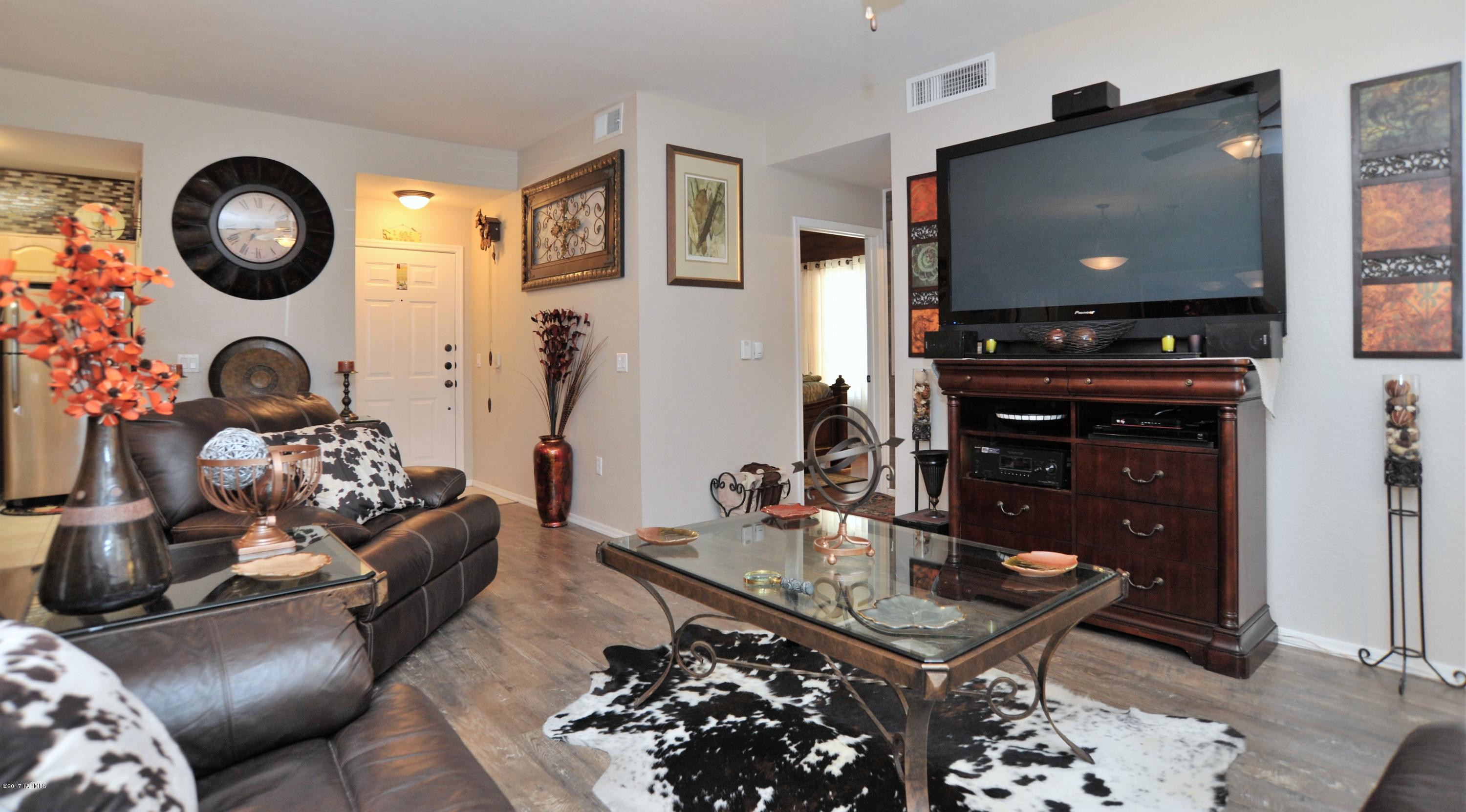 The Boulders at La Reserve Condominiums - Residential
