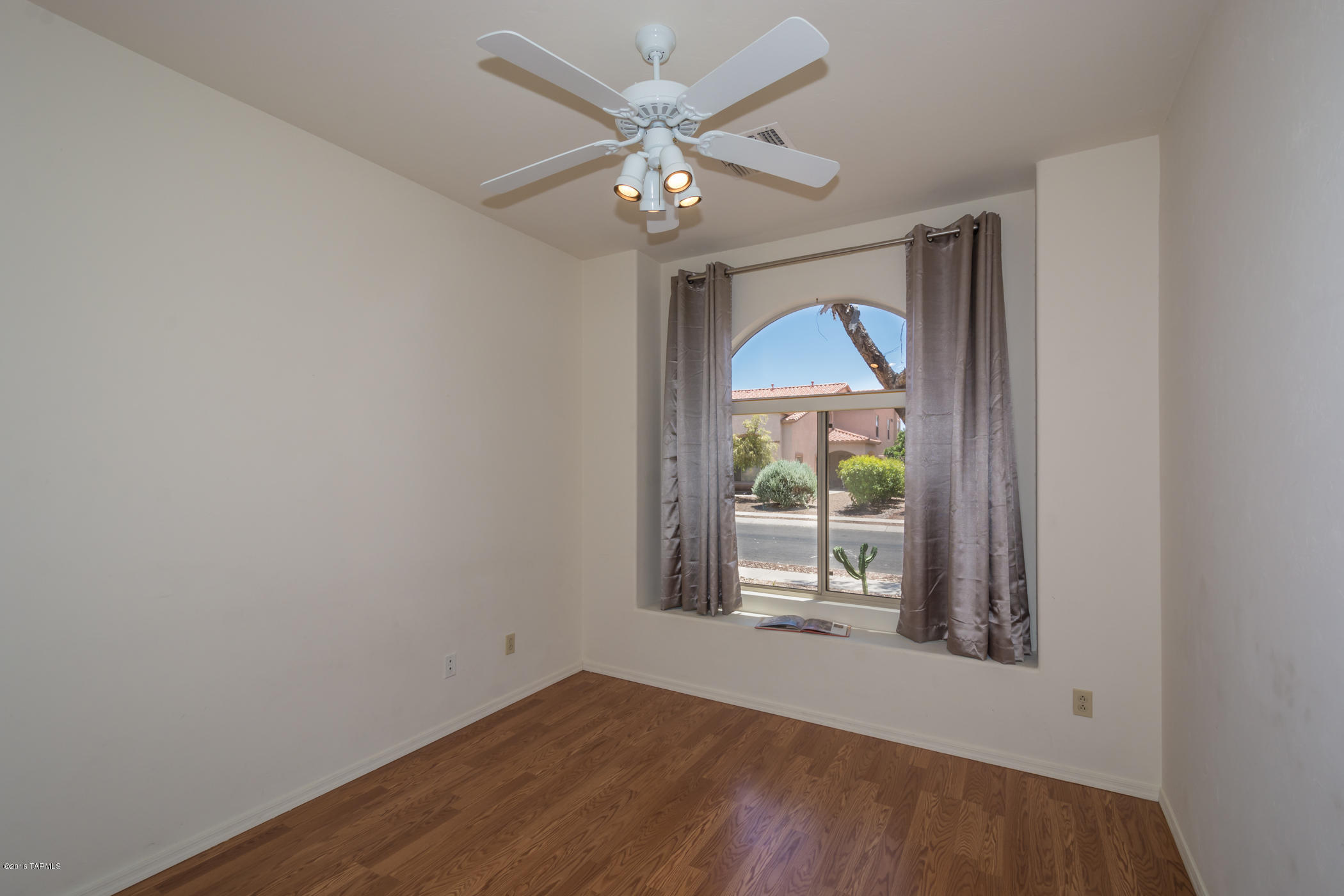 La Cholla Estates (1-94) - Residential
