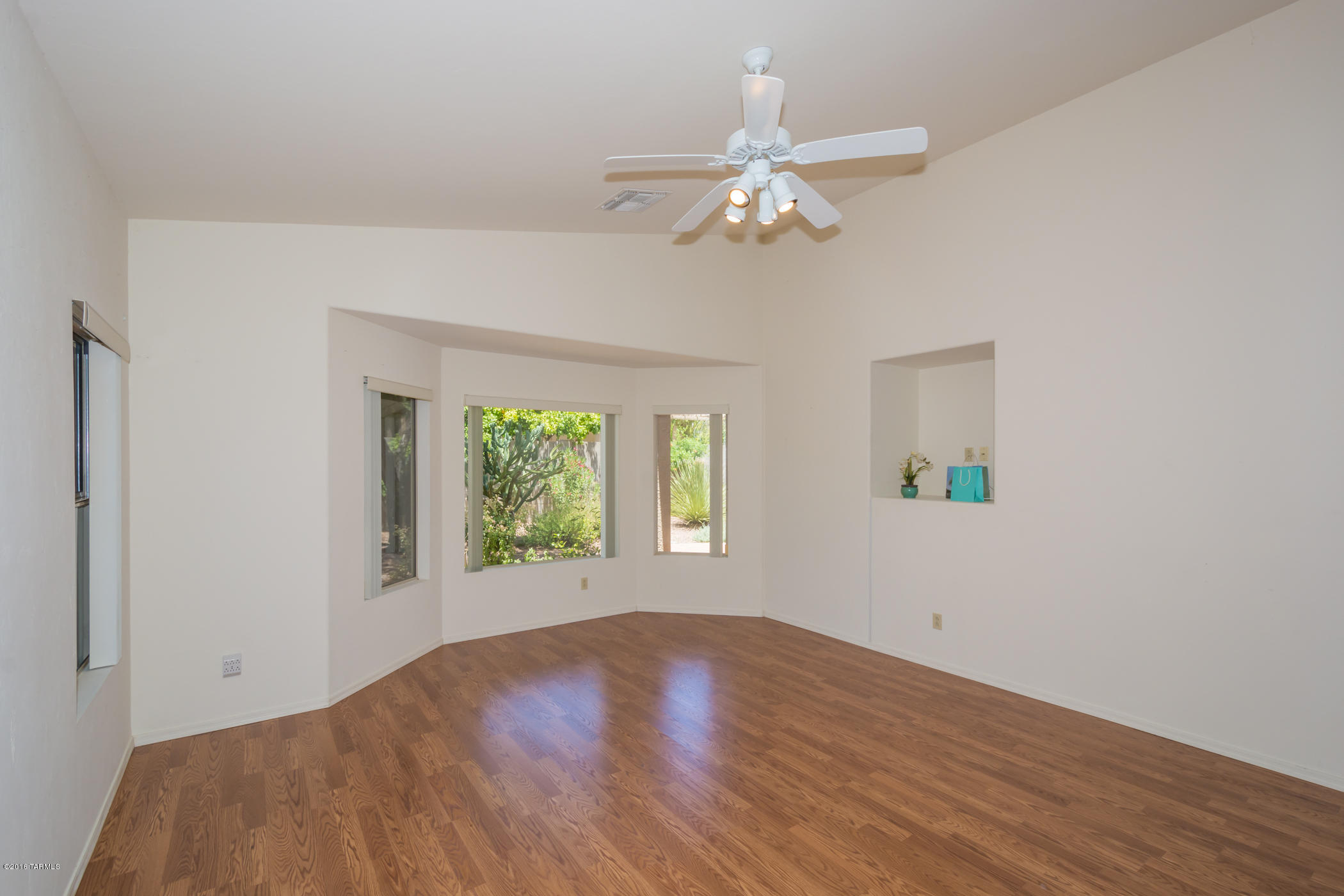 La Cholla Estates (1-94) - Residential