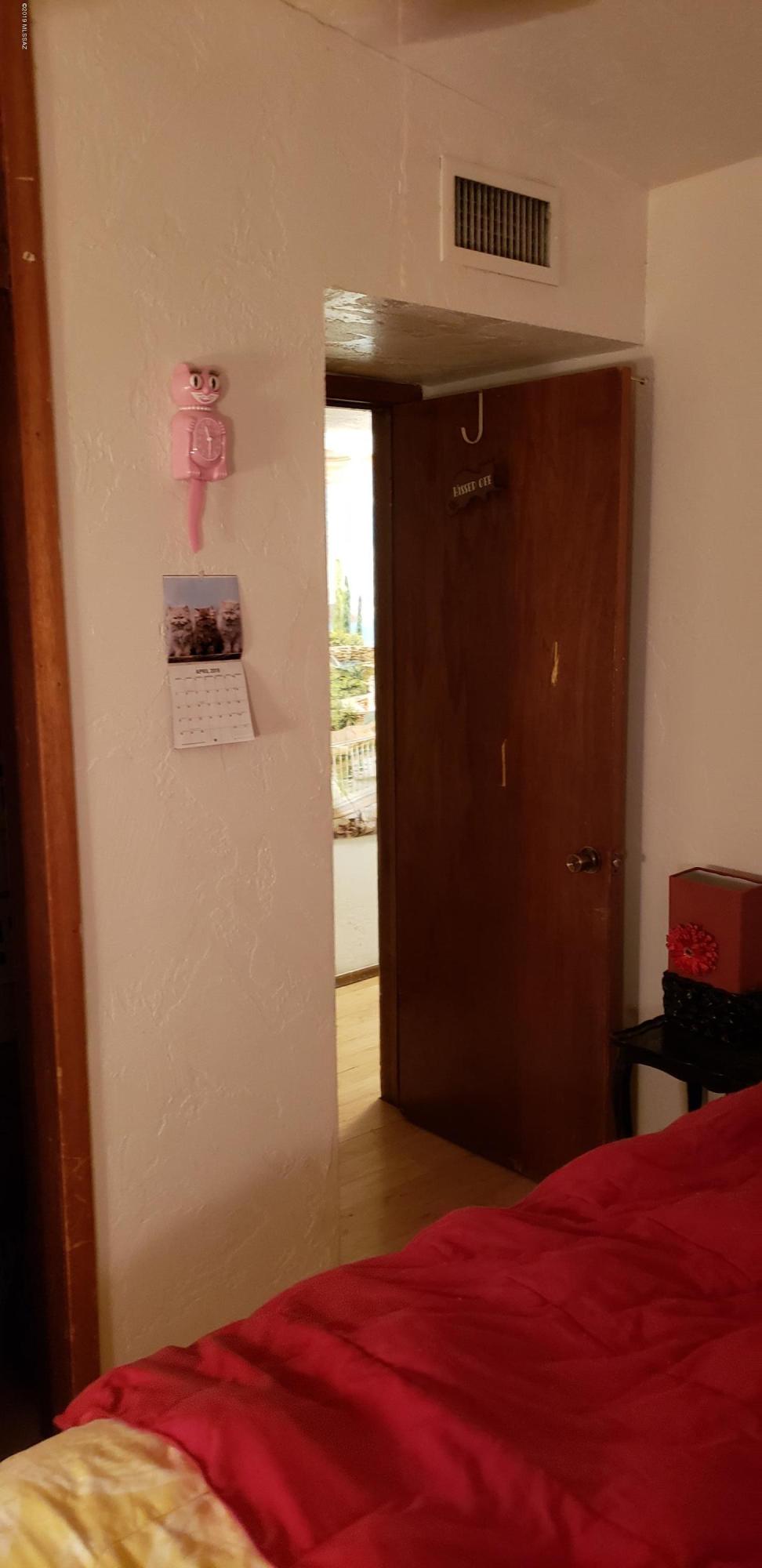 El Cerrito Est - Residential Income