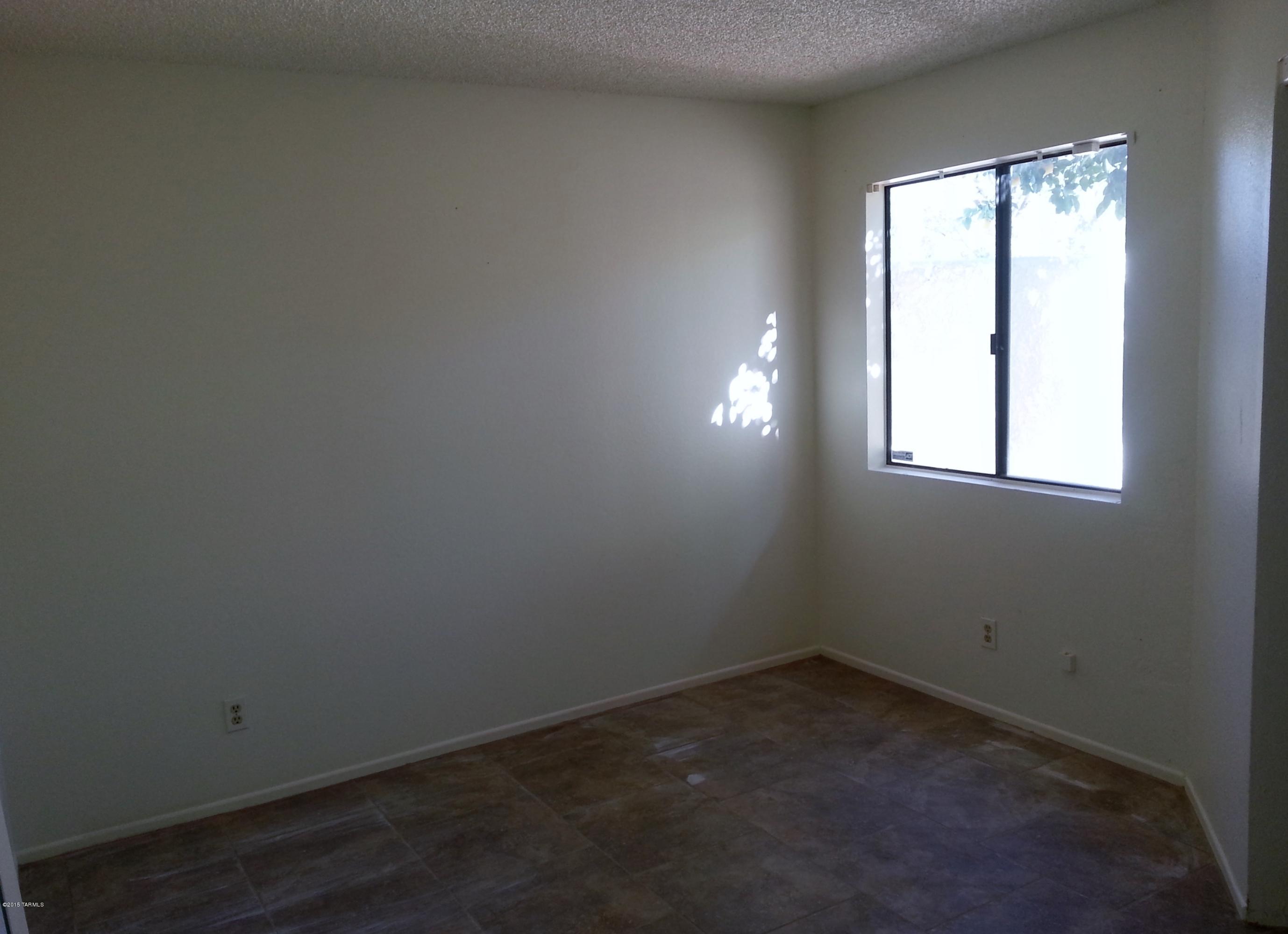Sunset Villas Townhomes (1-118) - Residential Lease