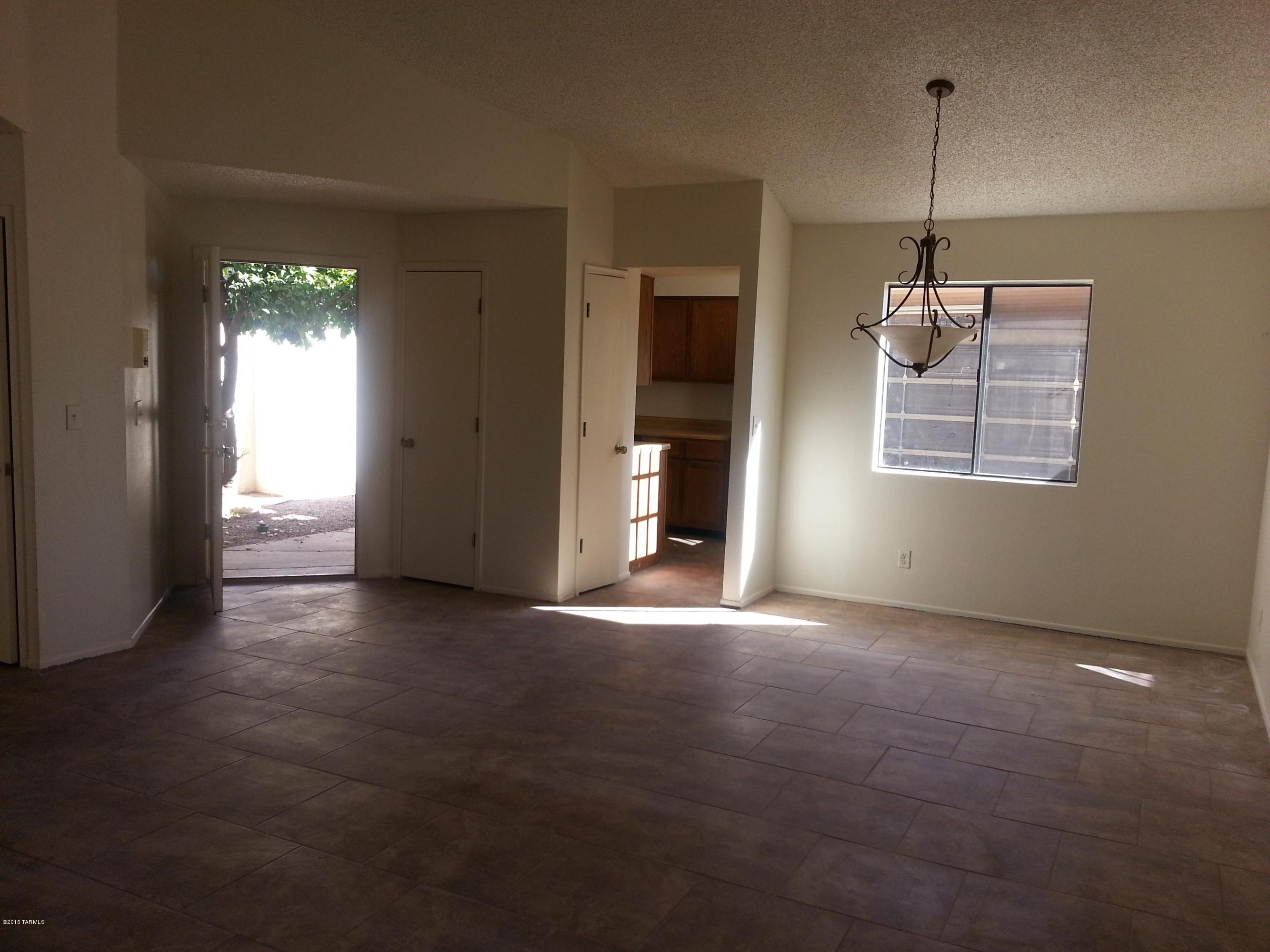Sunset Villas Townhomes (1-118) - Residential Lease