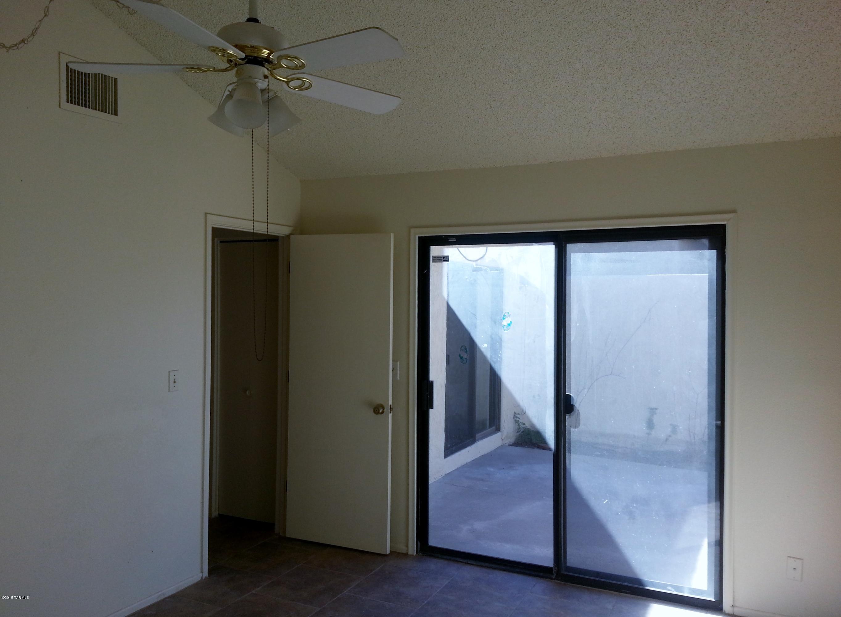Sunset Villas Townhomes (1-118) - Residential Lease