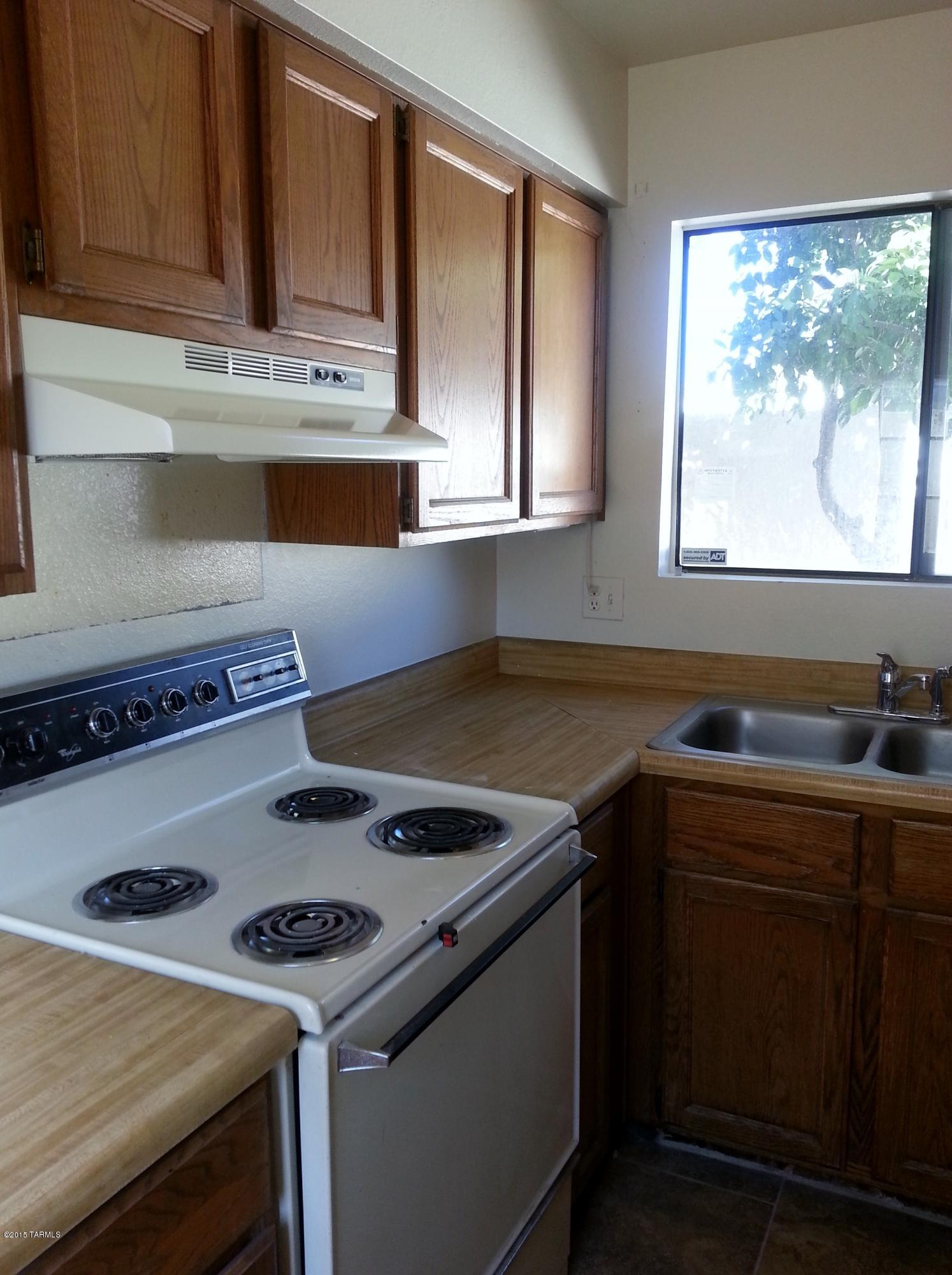 Sunset Villas Townhomes (1-118) - Residential Lease