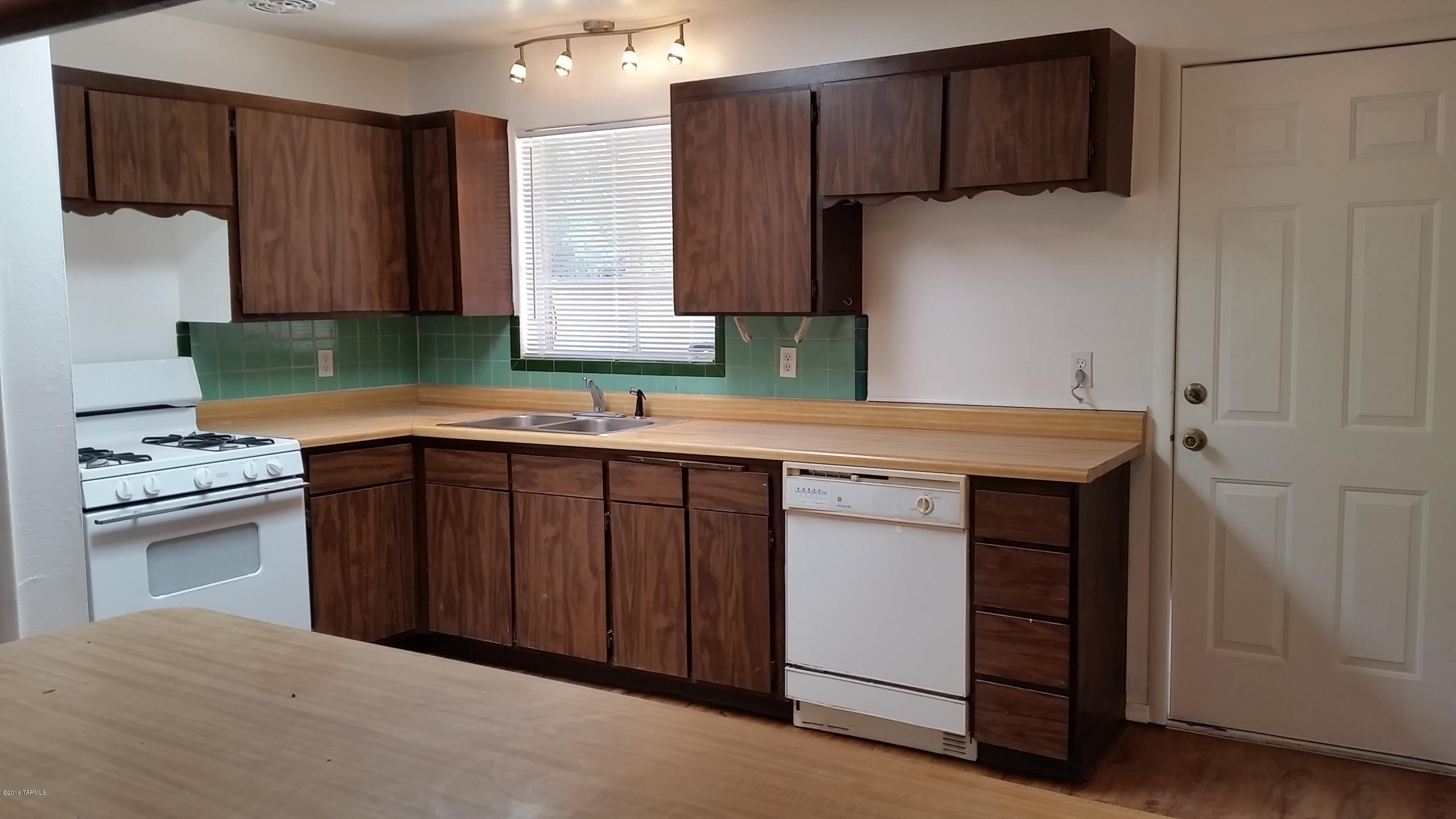Dos Calles Addition - Residential Lease