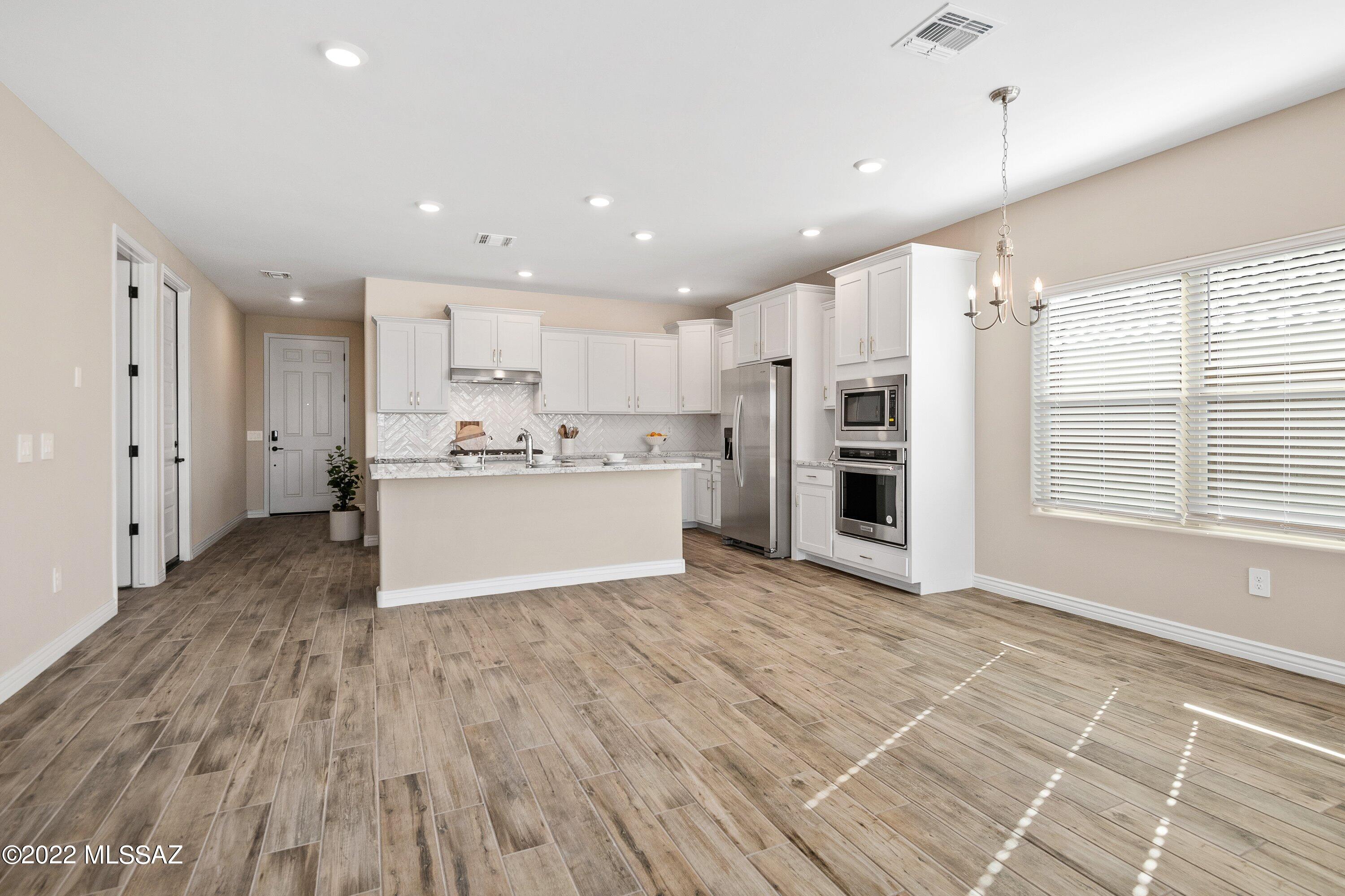 Residences At Miller Ranch - Residential