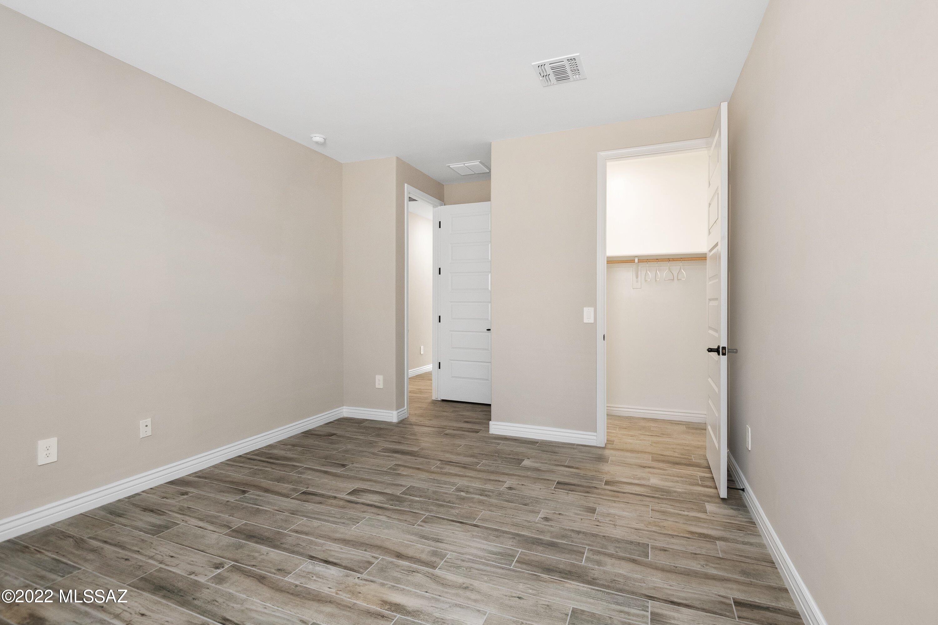 Residences At Miller Ranch - Residential