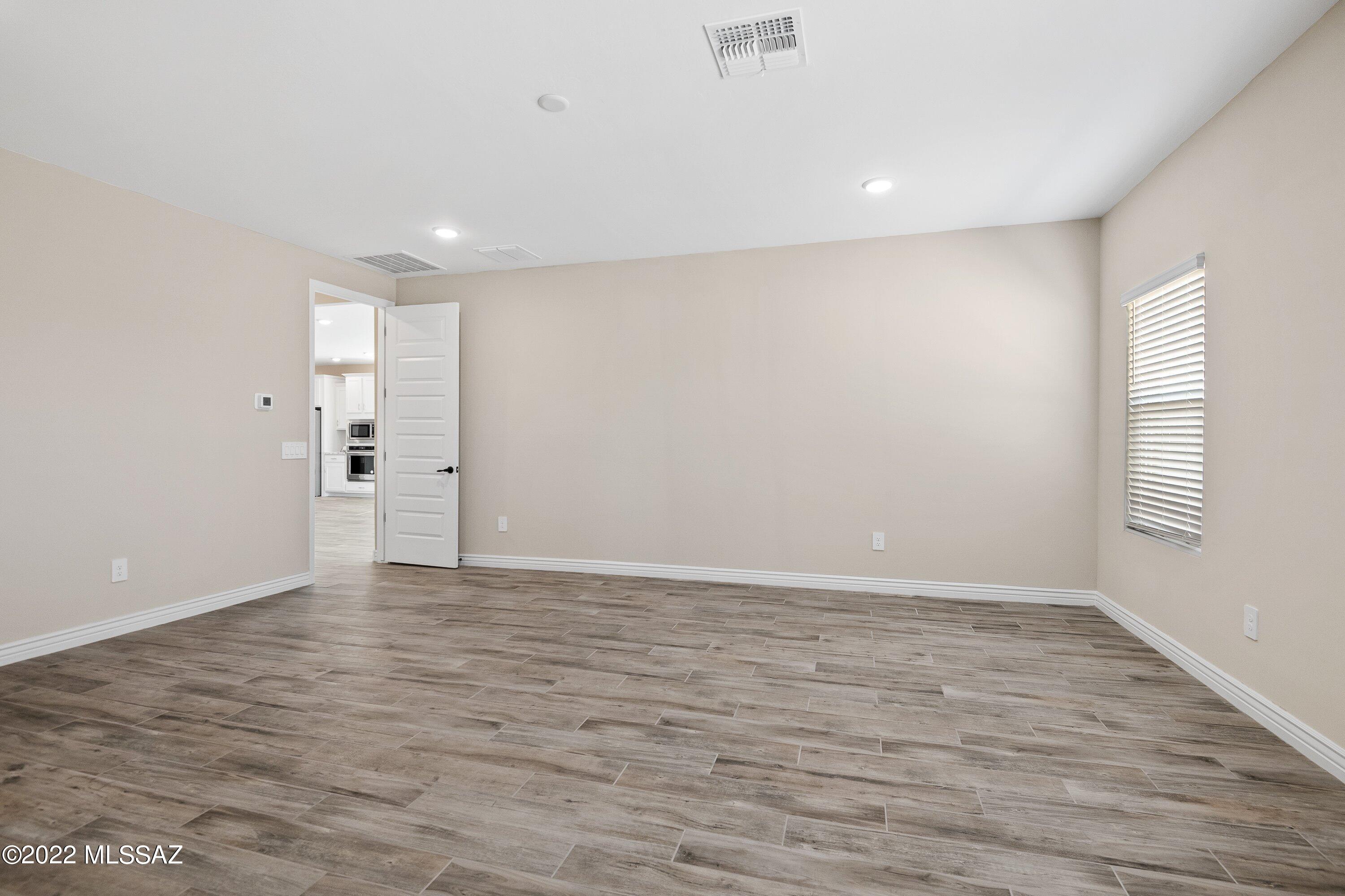 Residences At Miller Ranch - Residential