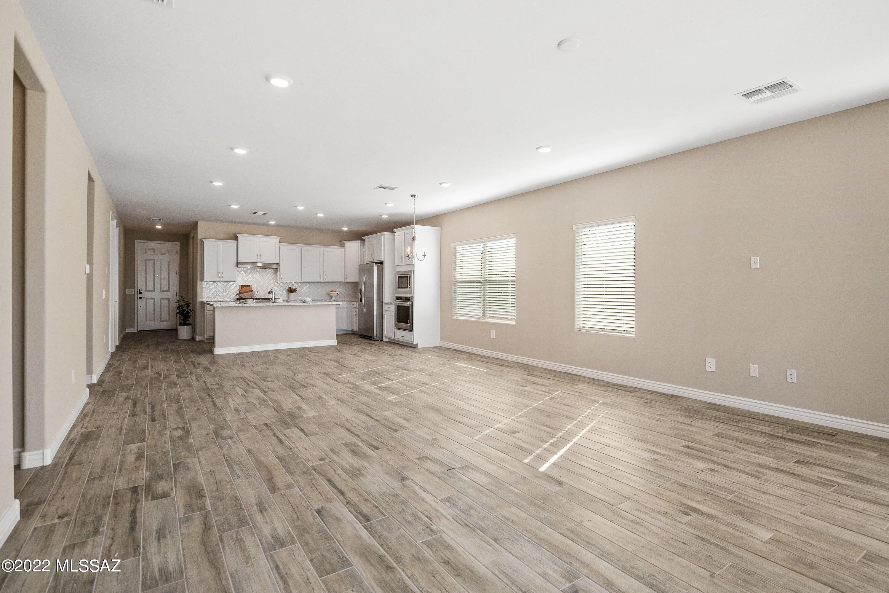 Residences At Miller Ranch - Residential