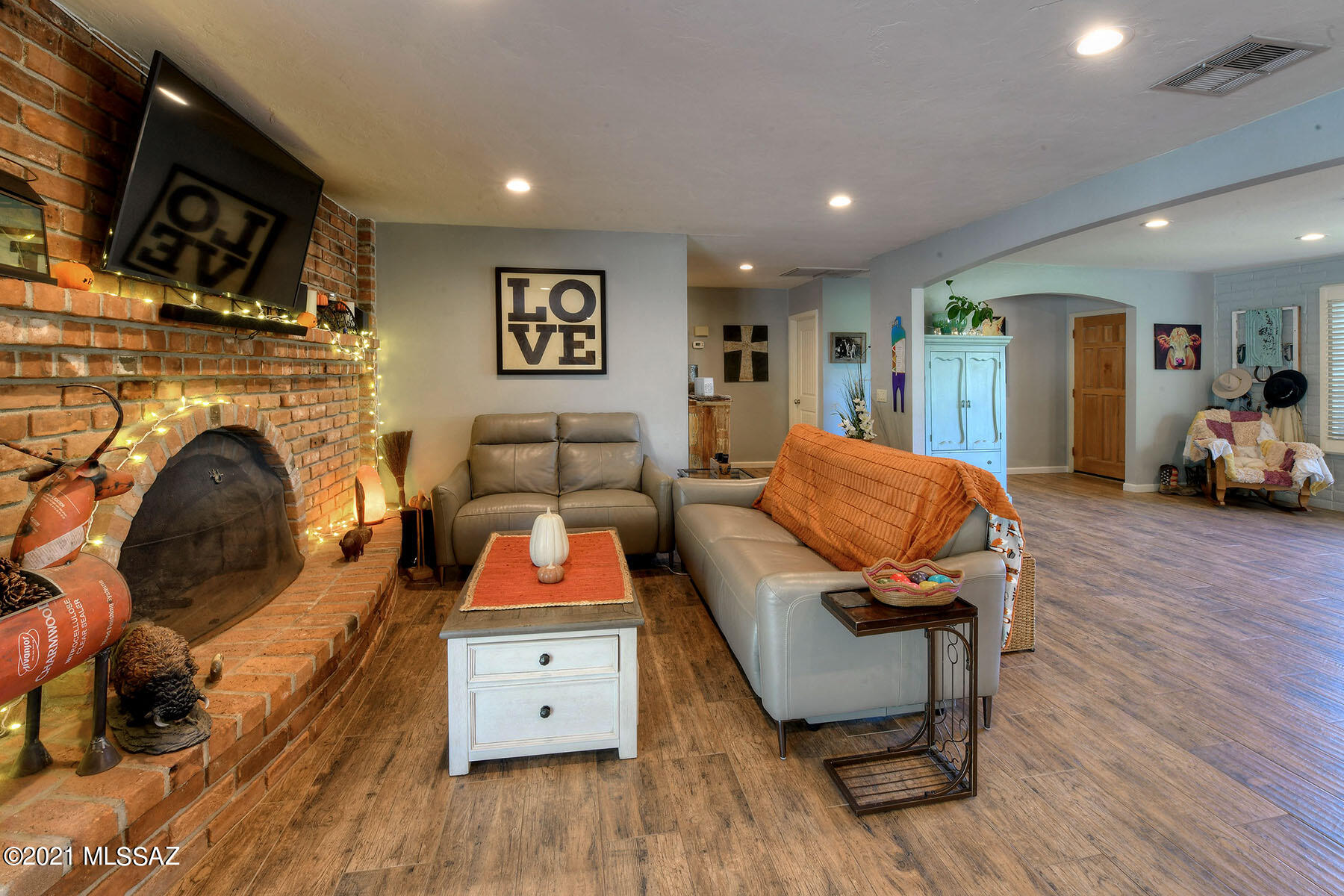 La Bella Vista (1-80) - Residential