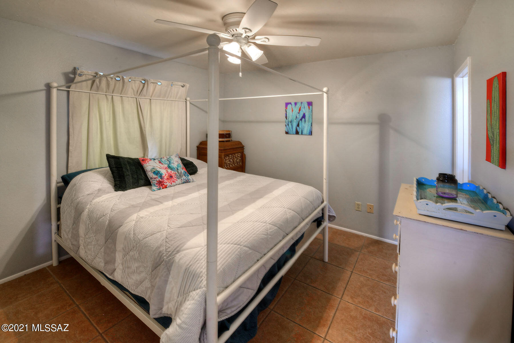 La Bella Vista (1-80) - Residential
