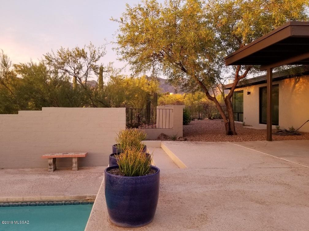 Catalina Foothills Estates NO. 7 - Residential