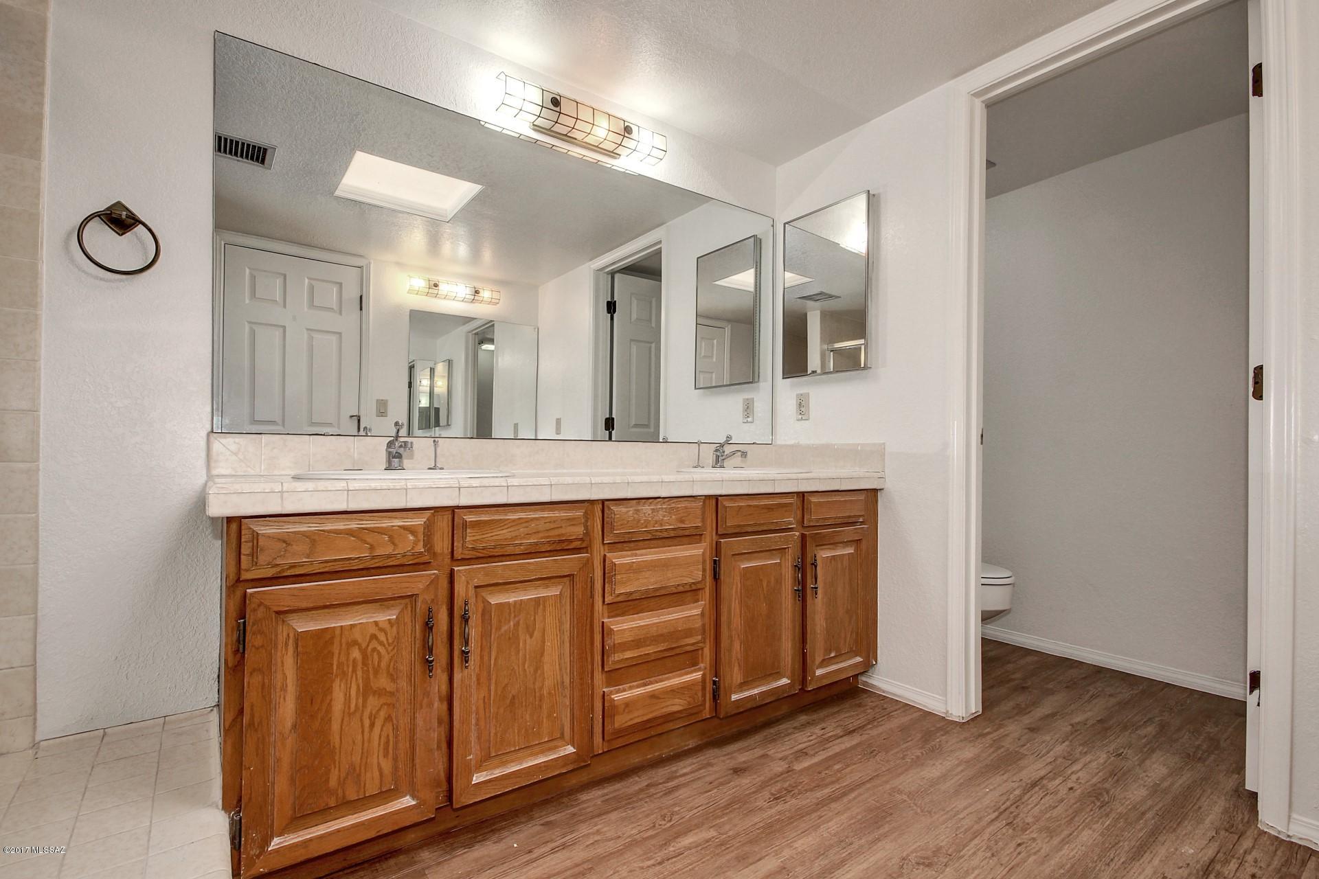 Pennbrooke Townhomes (1-14) - Residential