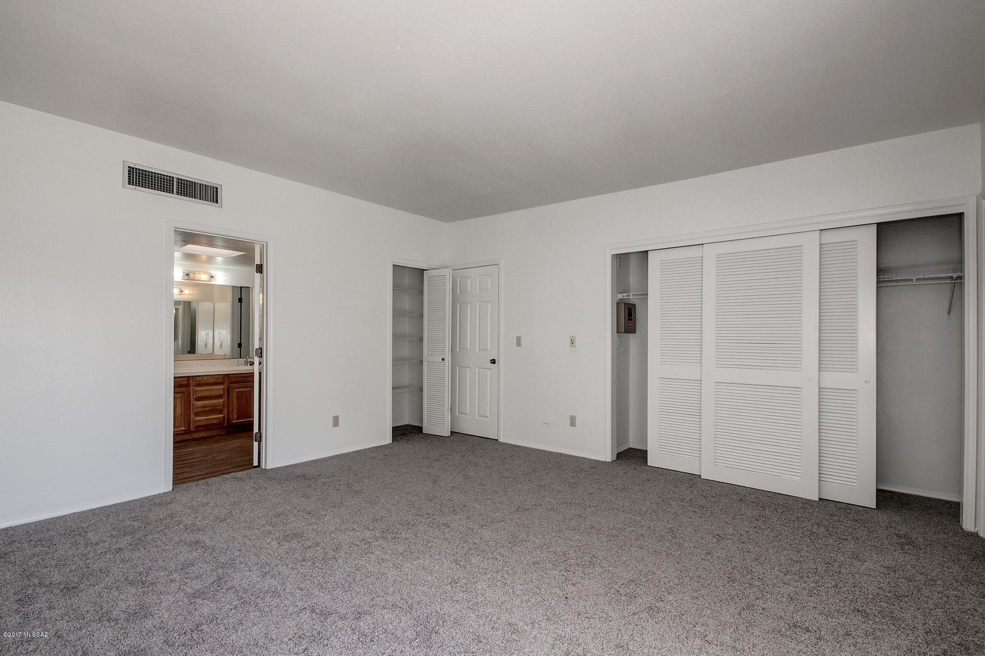 Pennbrooke Townhomes (1-14) - Residential