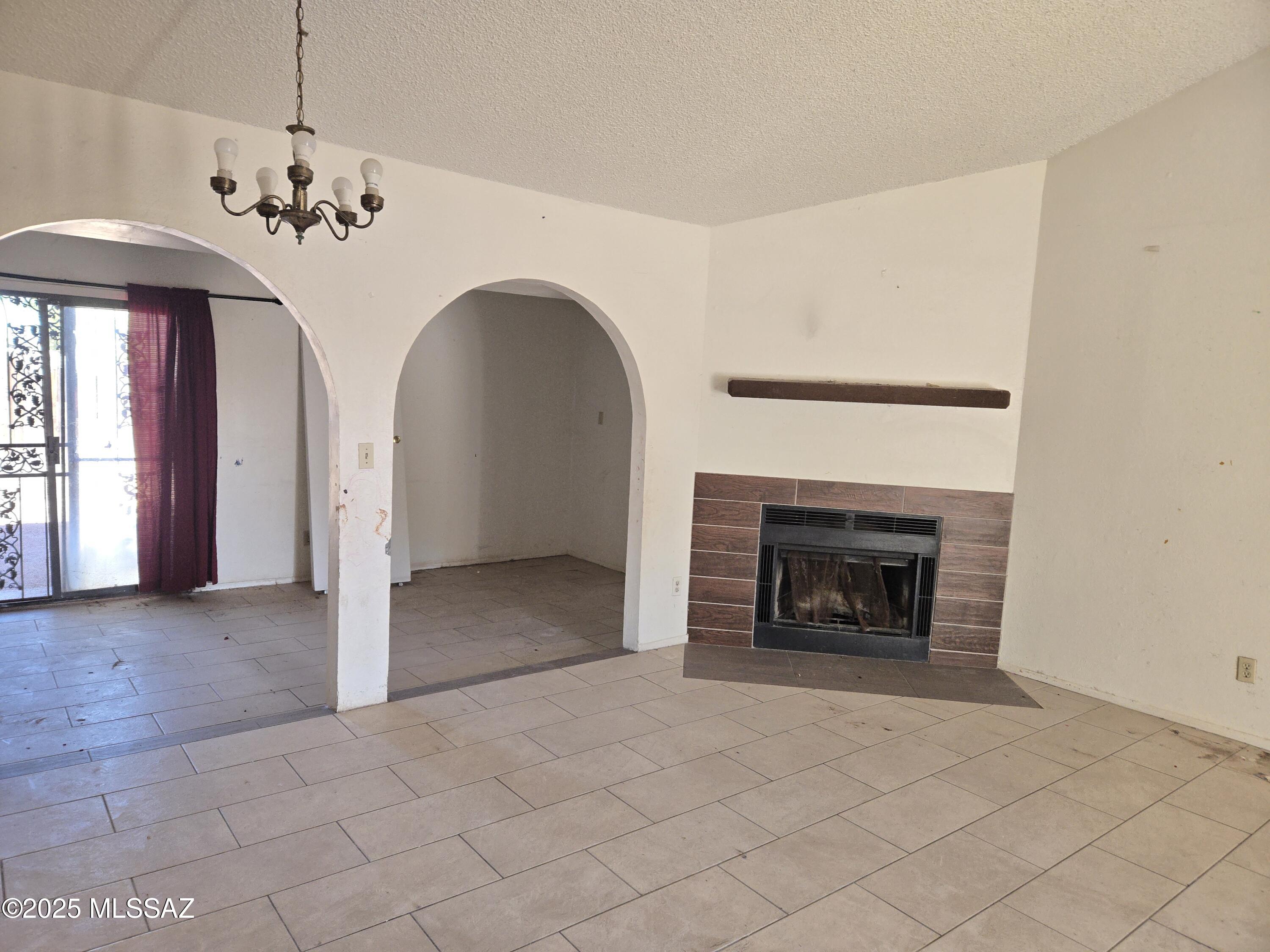 Mission Ridge (1-305) - Residential