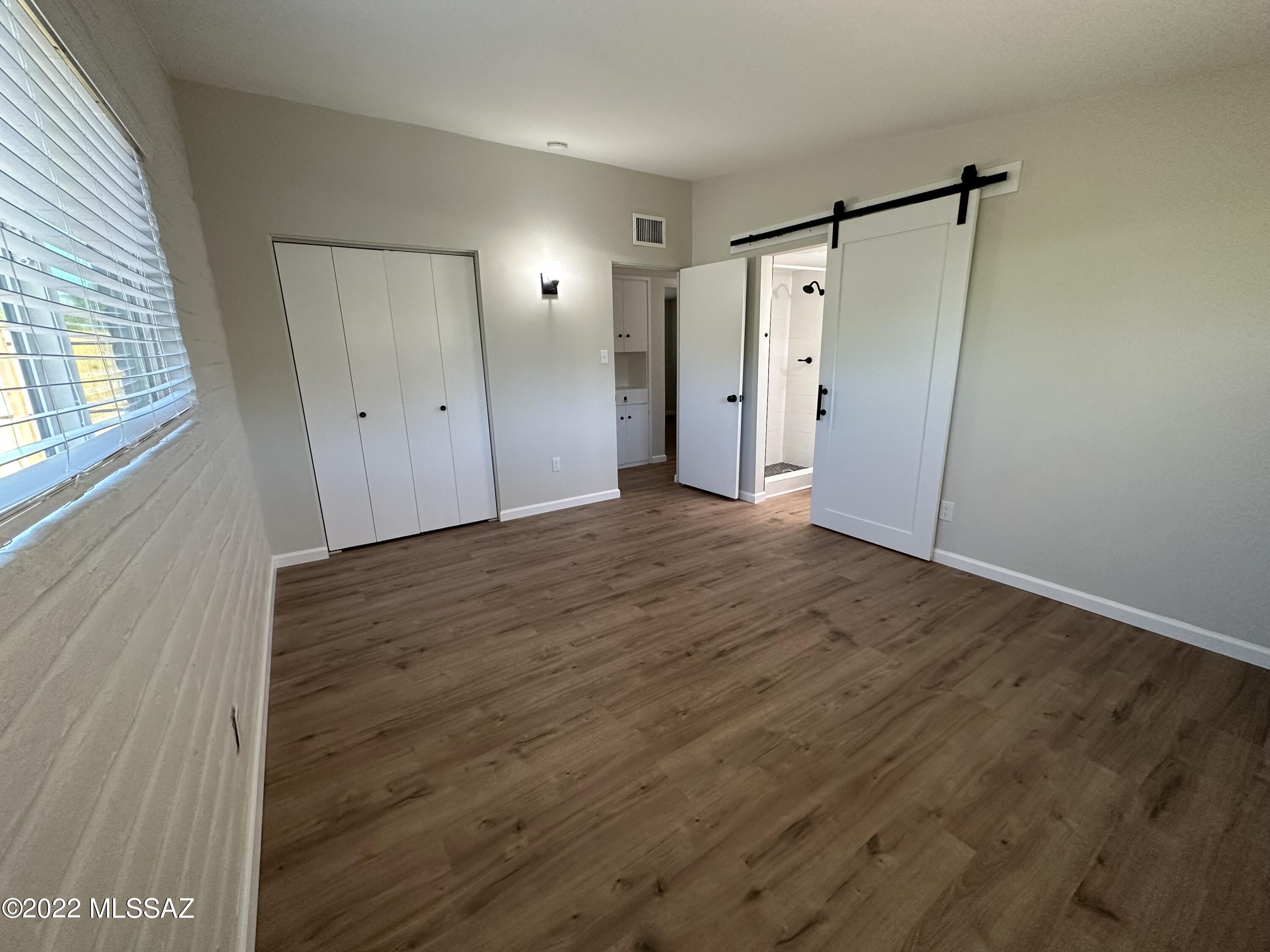 Kingston Knolls Terrace - Residential Lease