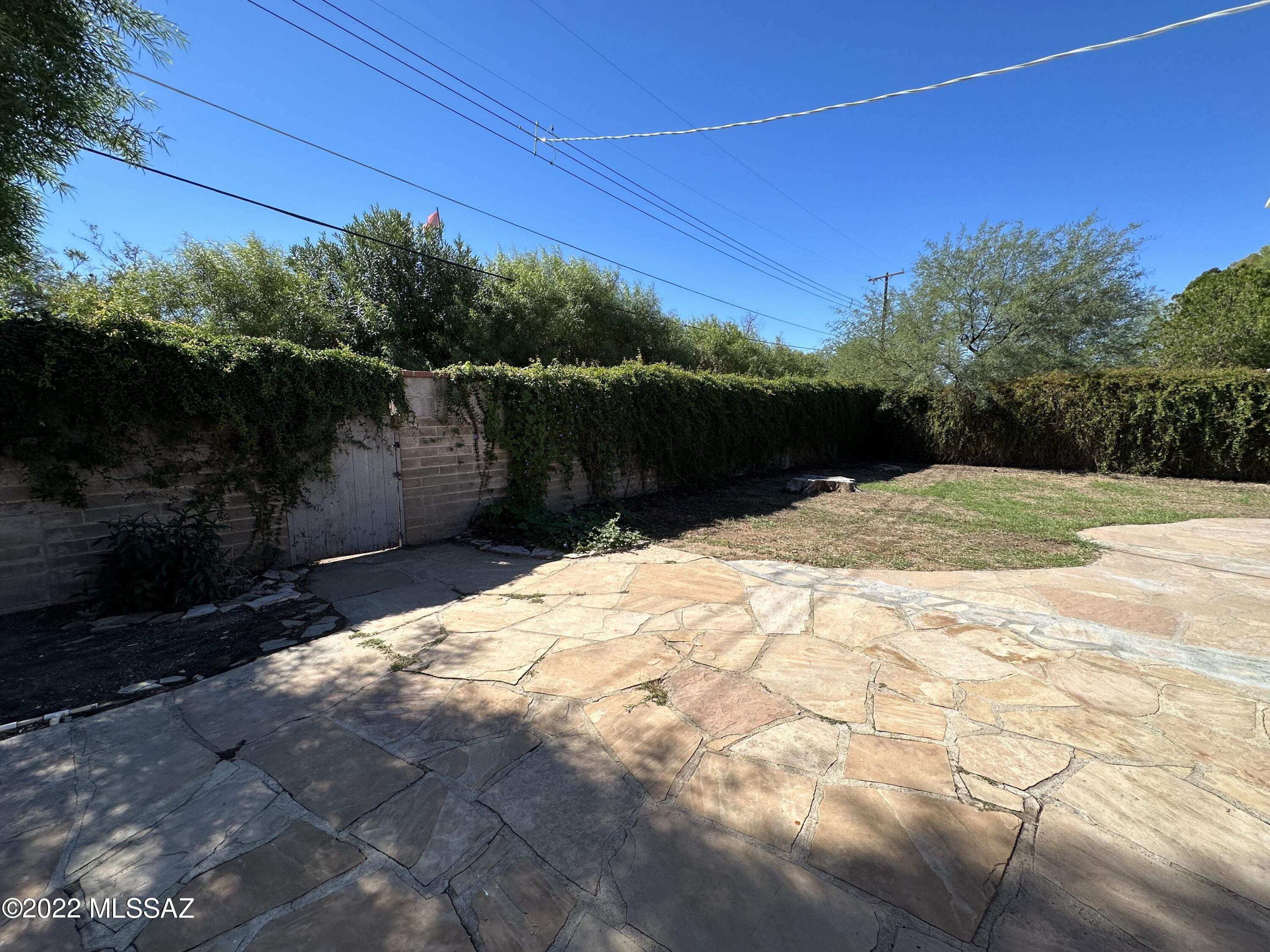 Kingston Knolls Terrace - Residential Lease
