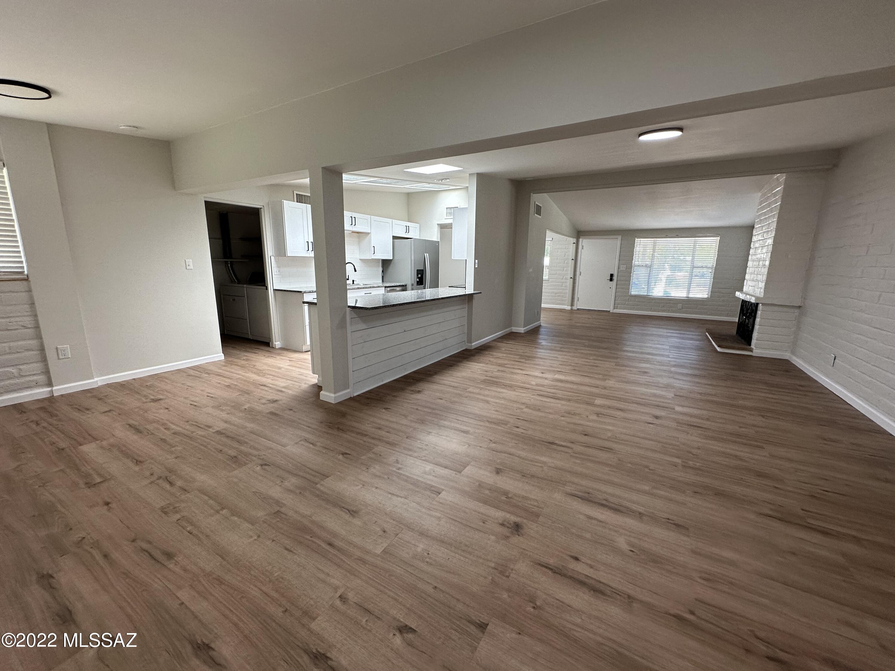 Kingston Knolls Terrace - Residential Lease