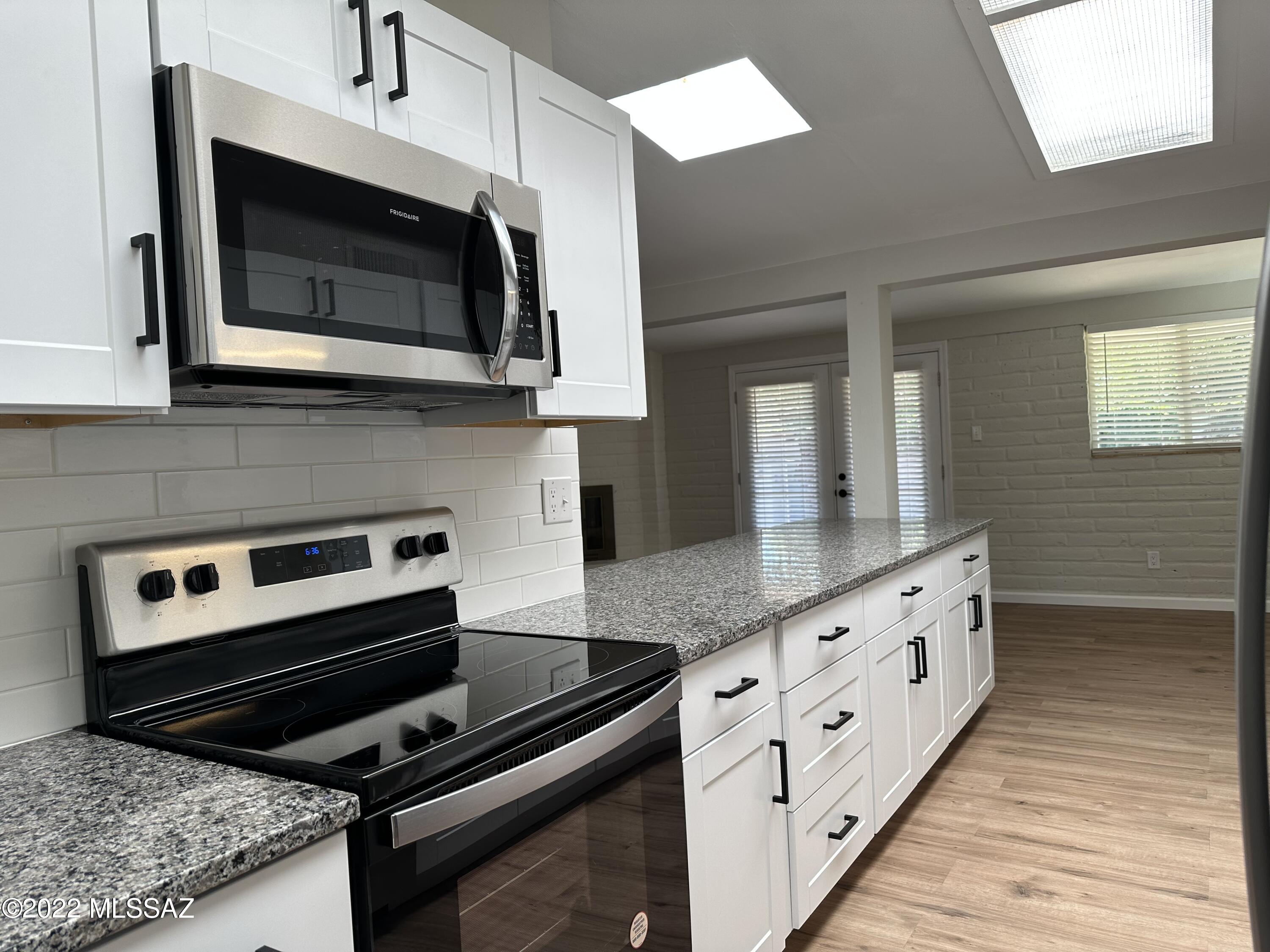 Kingston Knolls Terrace - Residential Lease