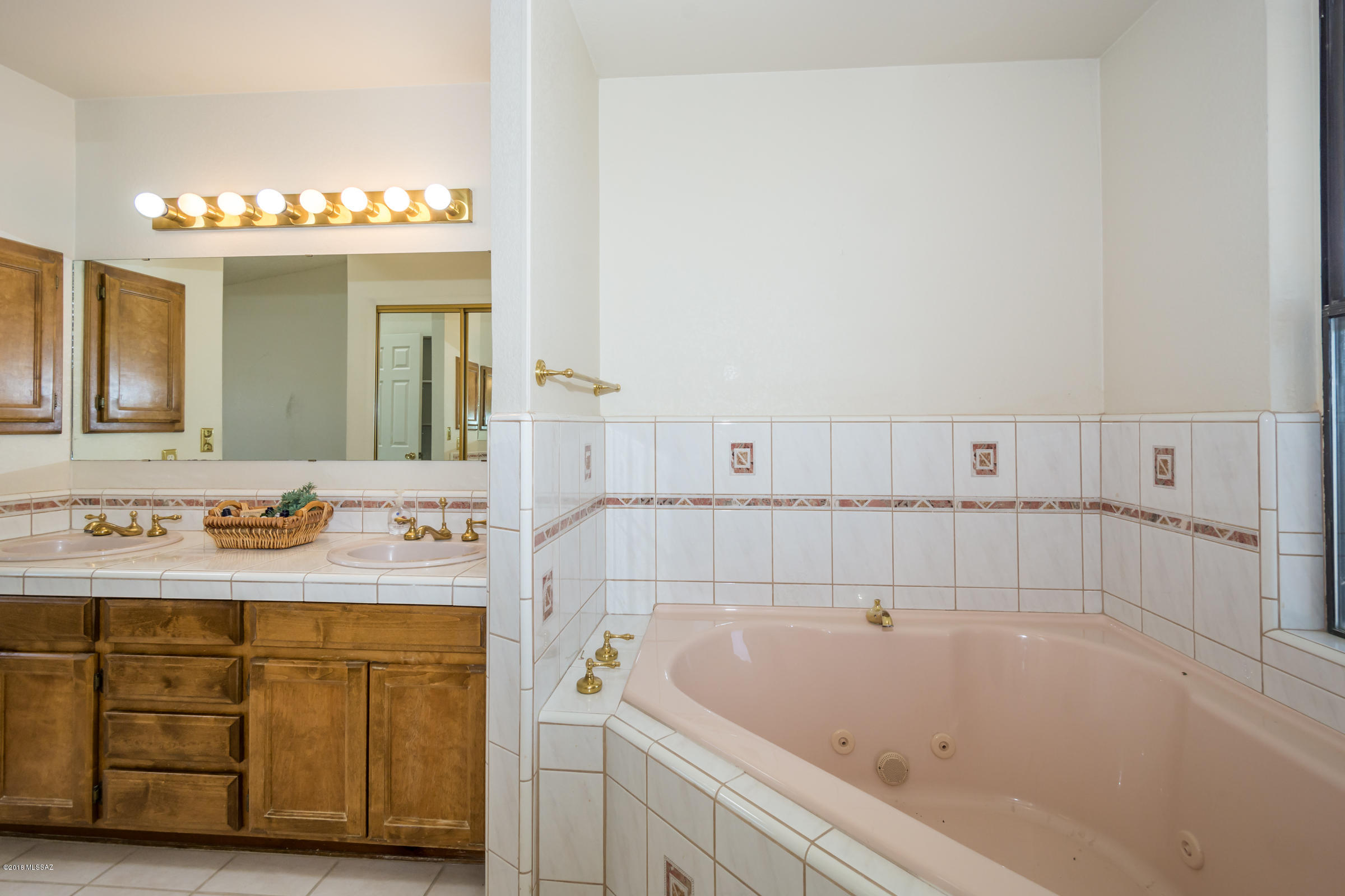 Rancho Del Cerro (340-532) - Residential