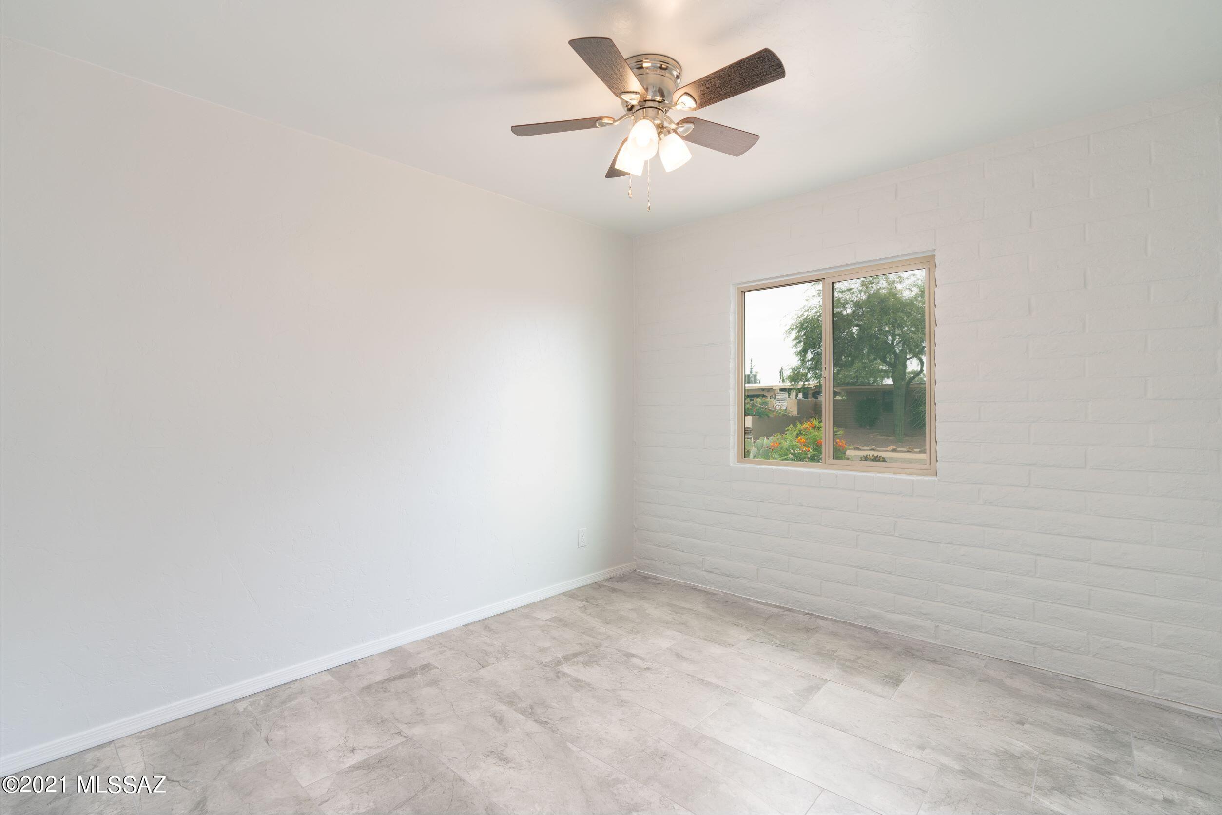 Pine Grove (428-476) - Residential