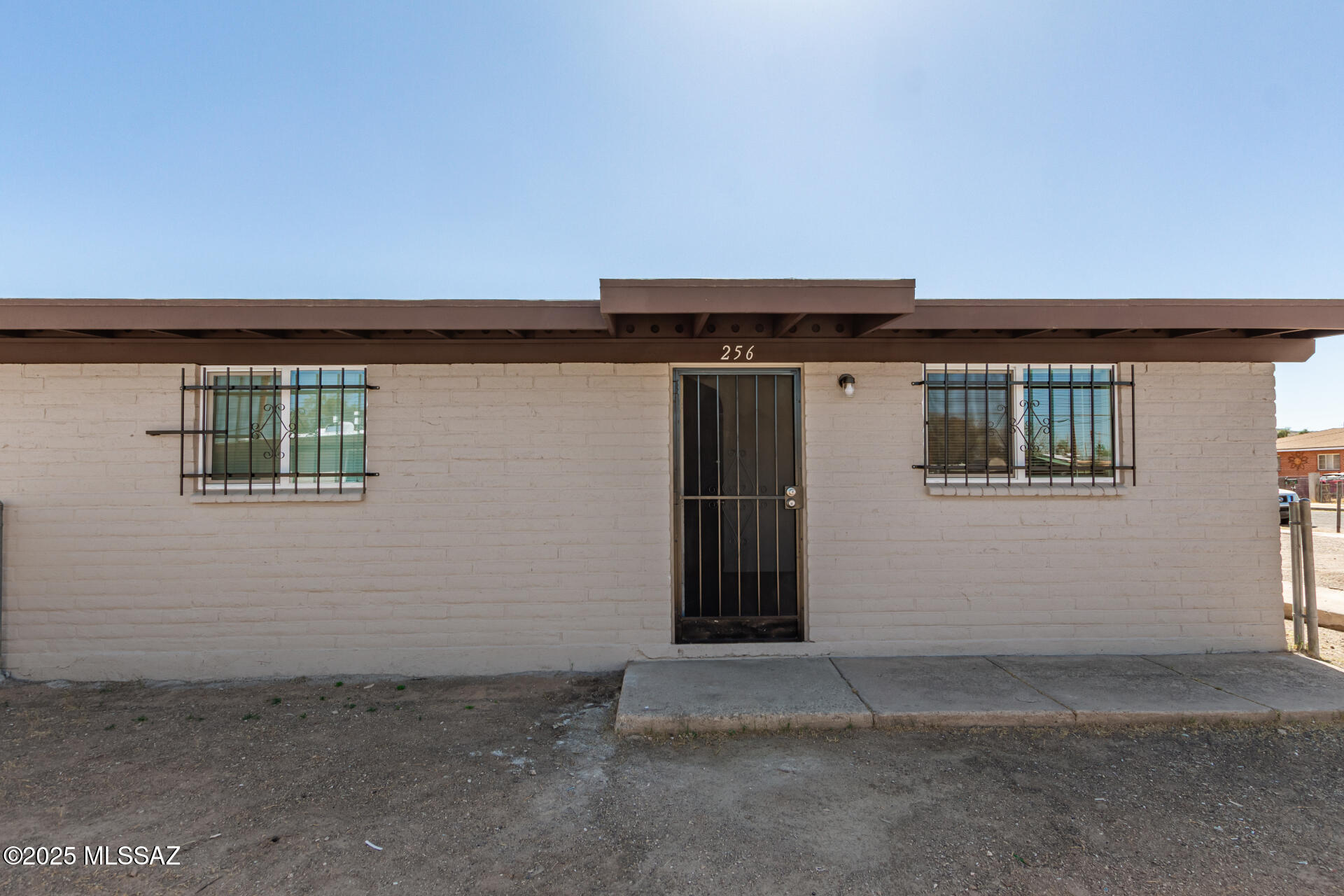 Incredible investment opportunity.  This fully remodeled 4plex is a stone's throw from Tucson's thriving downtown and just a 10 minute drive from the University of Arizona.  Each unit is 2BR/1BA all have been fully updated with new flooring, new interior and exterior paint, and new ceiling fans. New kitchens with new cabinets, counters, & new GE stainless steel appliances w/ a gas stove. Fully renovated bathrooms w/new vanity sink and new file.  All units have yards.  Adjacent 4plex is also for sale.  This is a chance to pick up a great turnkey rental investment.  Unit 260 is occupied, do not disturb tenant. Showing of unit 260 will be with 48 hours notice after accepted contract. Agent/Owner.