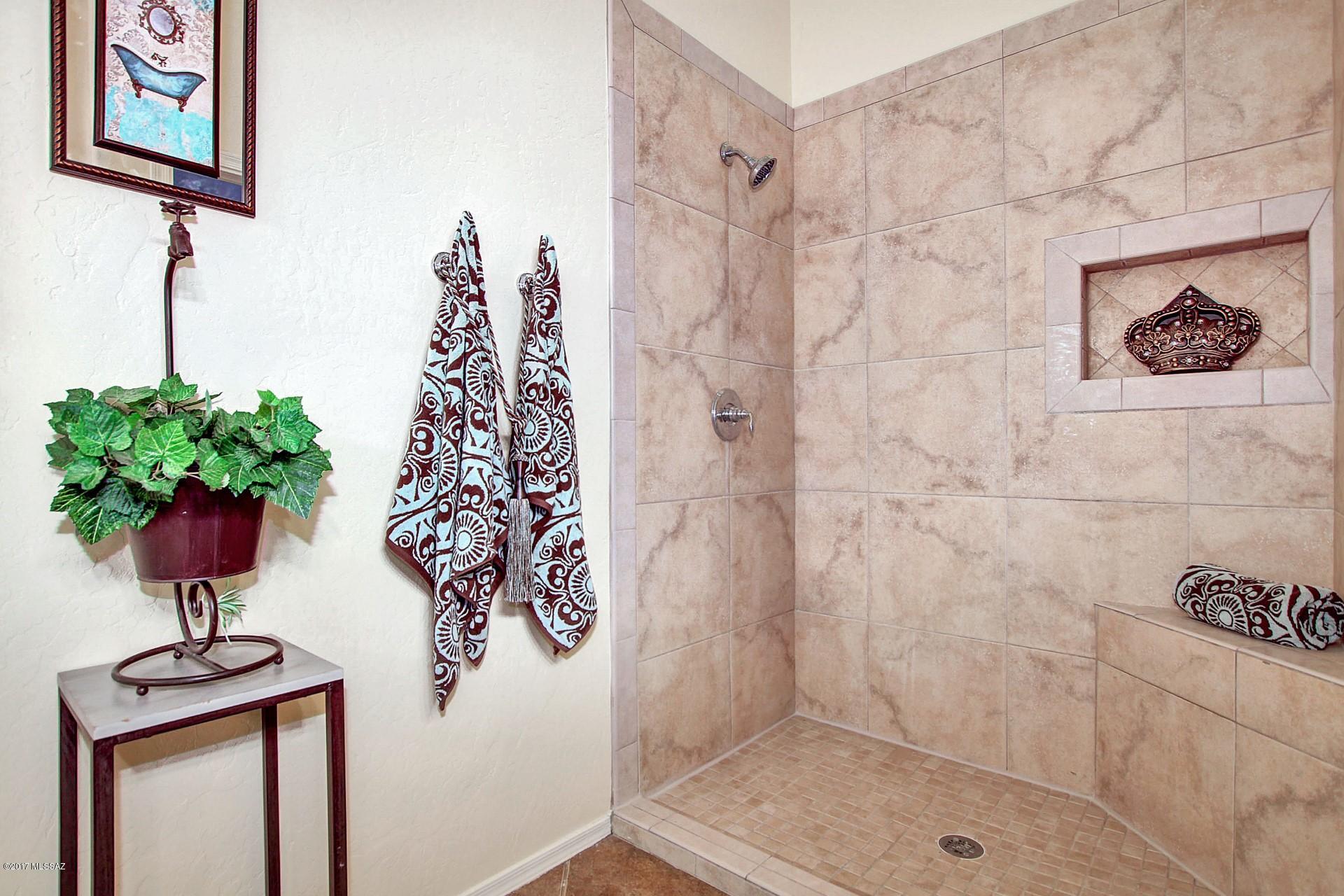 Catalina at Canada Hills (1-61) - Residential