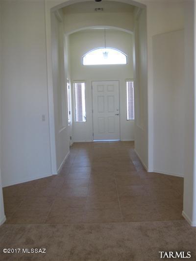 Tangerine Terrace (1-105) - Residential Lease