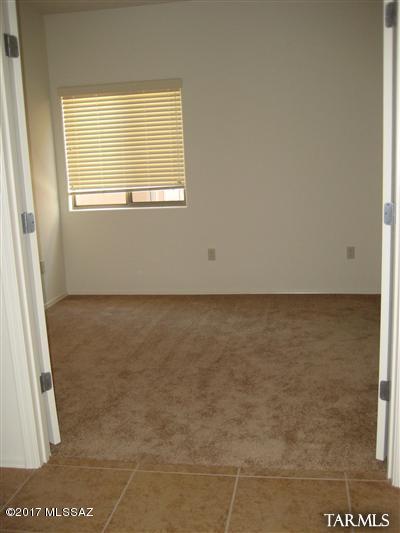 Tangerine Terrace (1-105) - Residential Lease