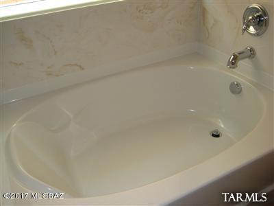 Tangerine Terrace (1-105) - Residential Lease