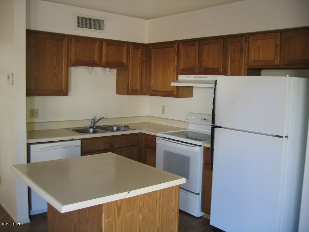 Sunset Villas Townhomes (1-118) - Residential Lease