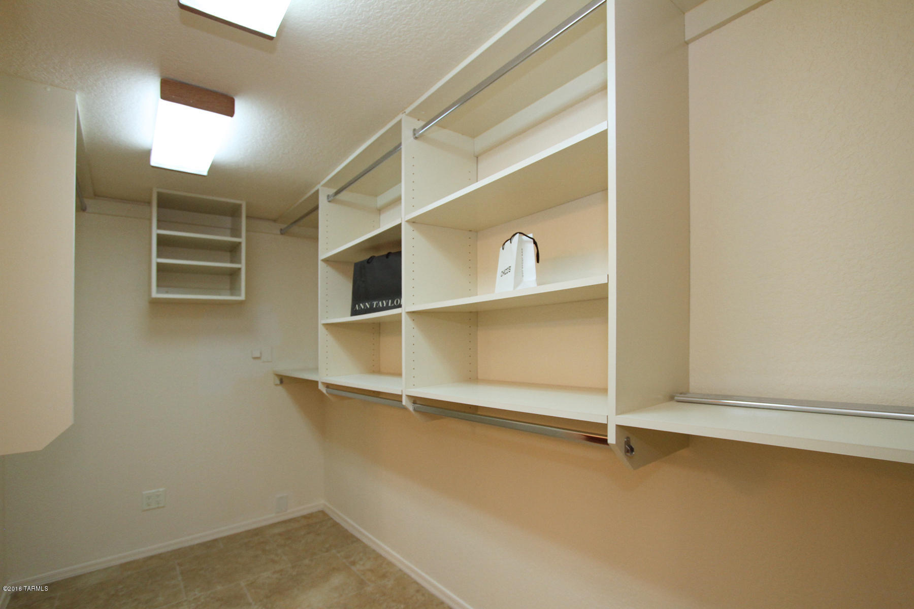Ventana Canyon Golf Villas - Residential