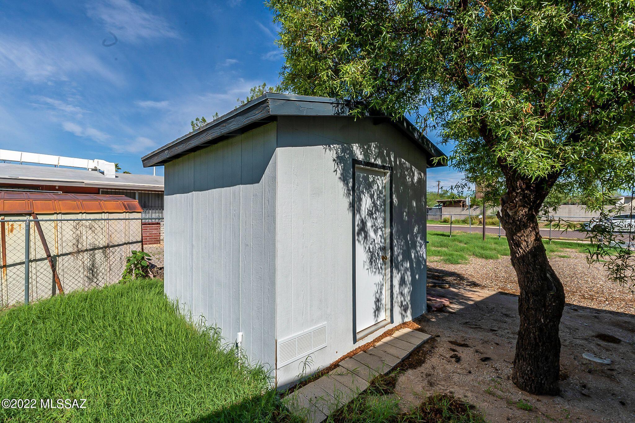 Pueblo Gardens - Residential