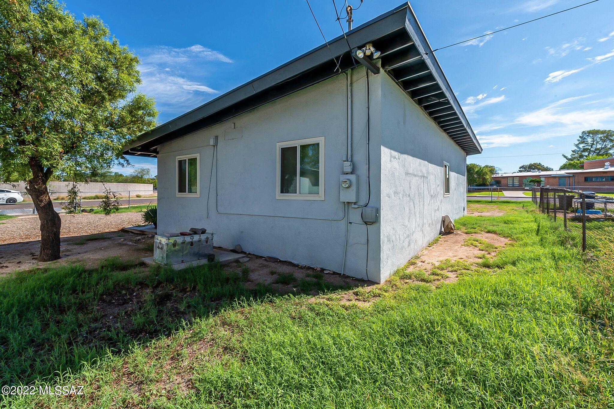 Pueblo Gardens - Residential