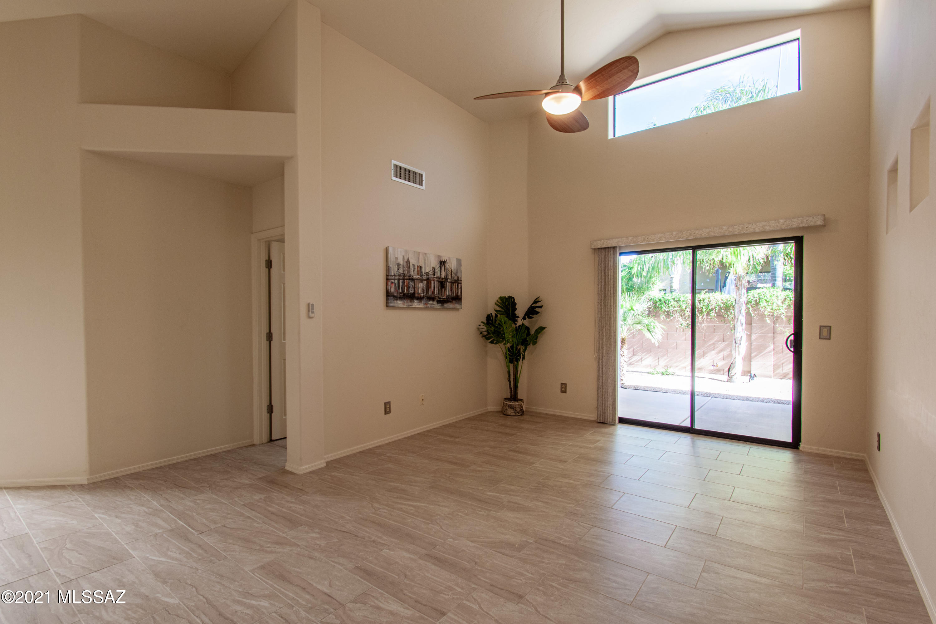 Catalina Point (1-32) - Residential