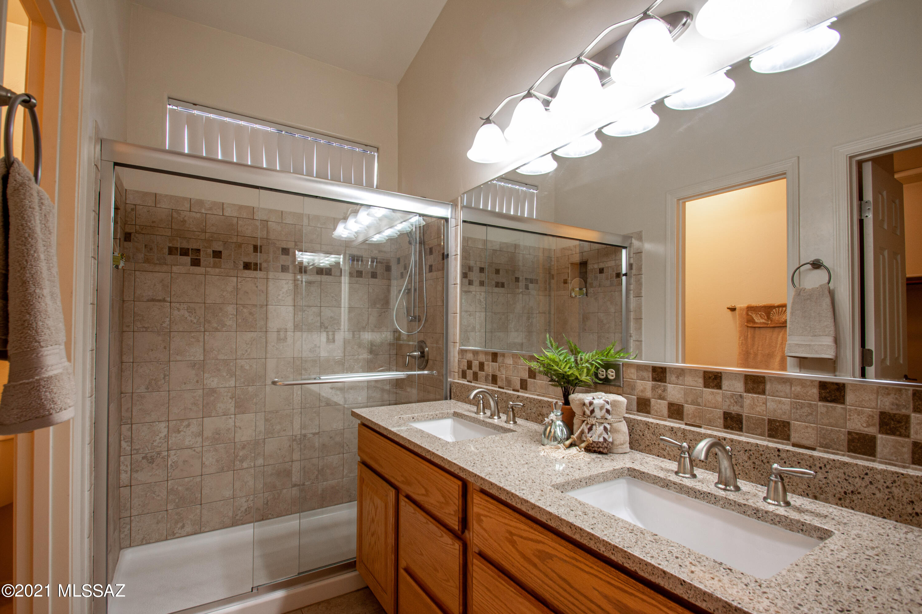 Catalina Point (1-32) - Residential
