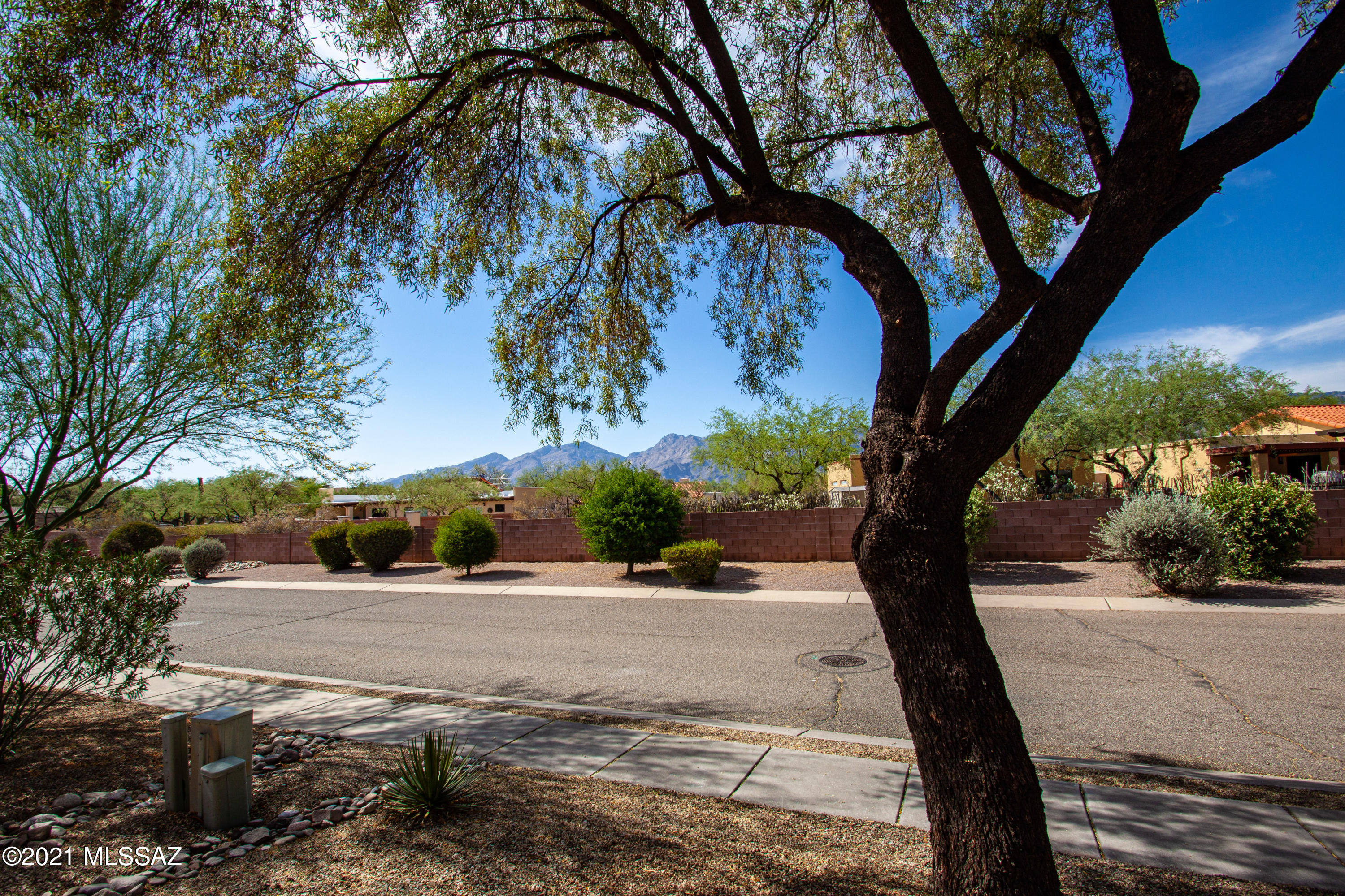 Catalina Point (1-32) - Residential