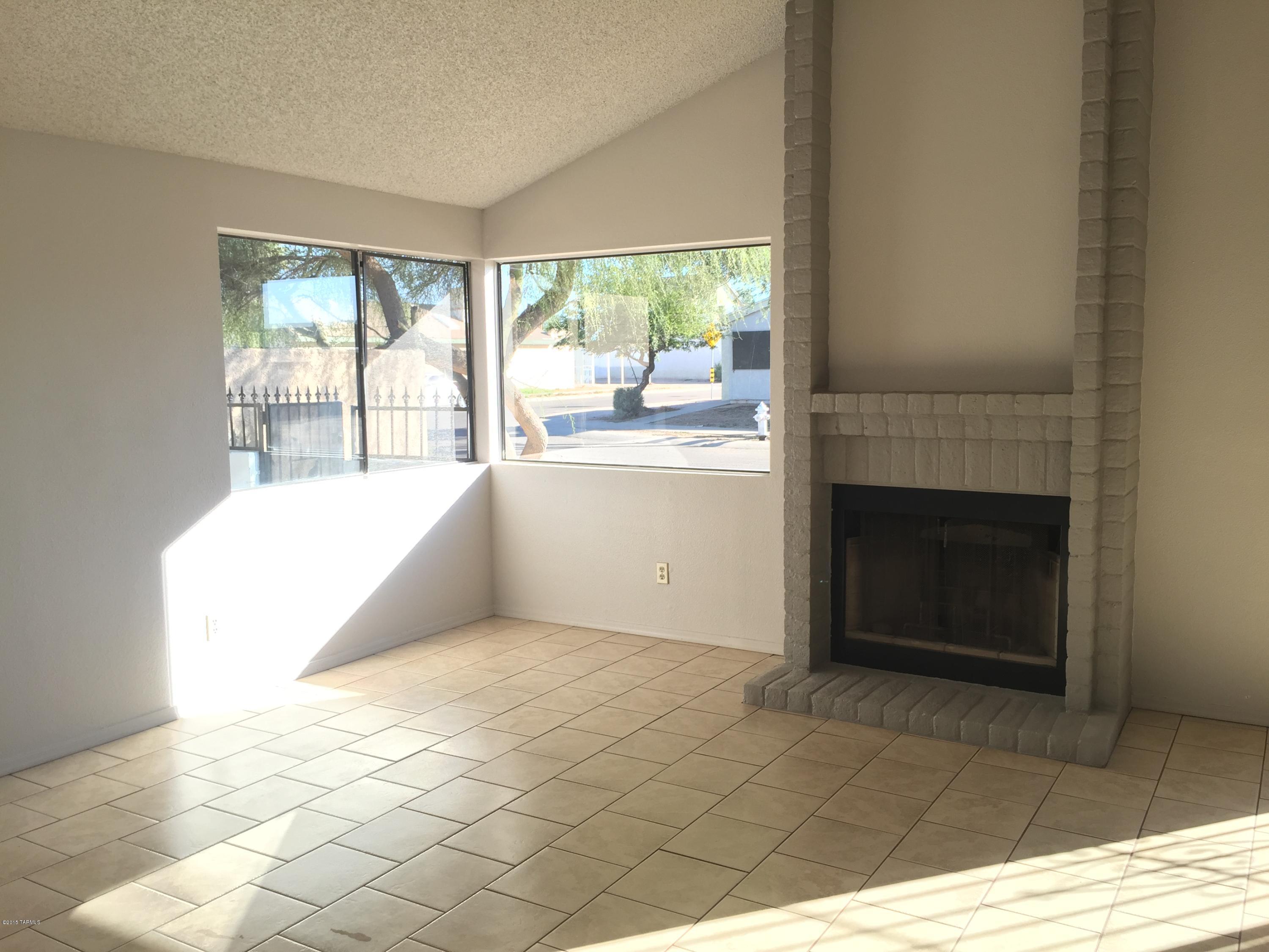 Kino Meadows (1-128) - Residential