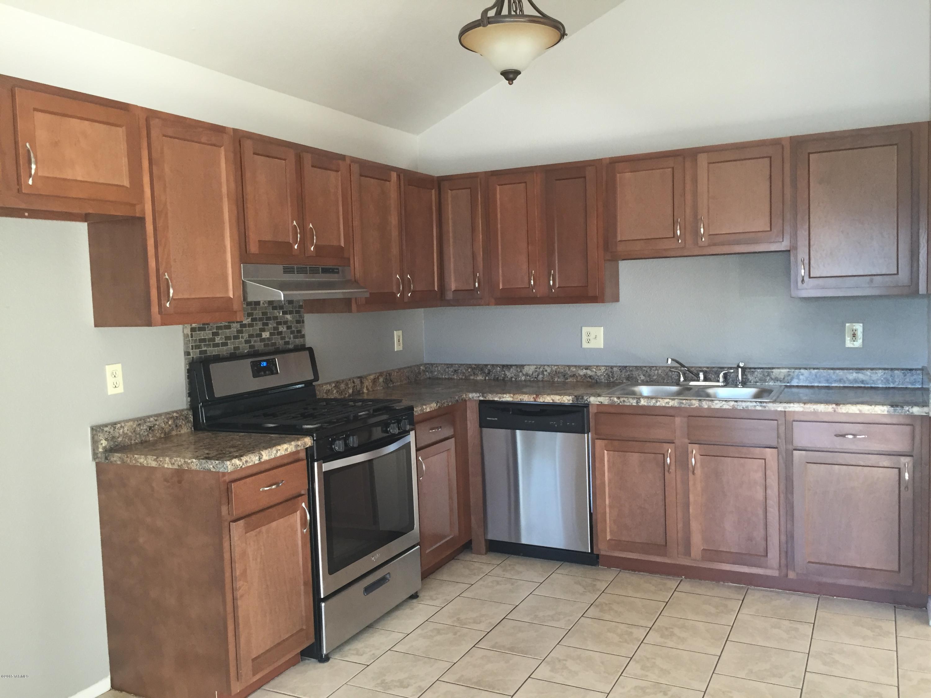 Kino Meadows (1-128) - Residential