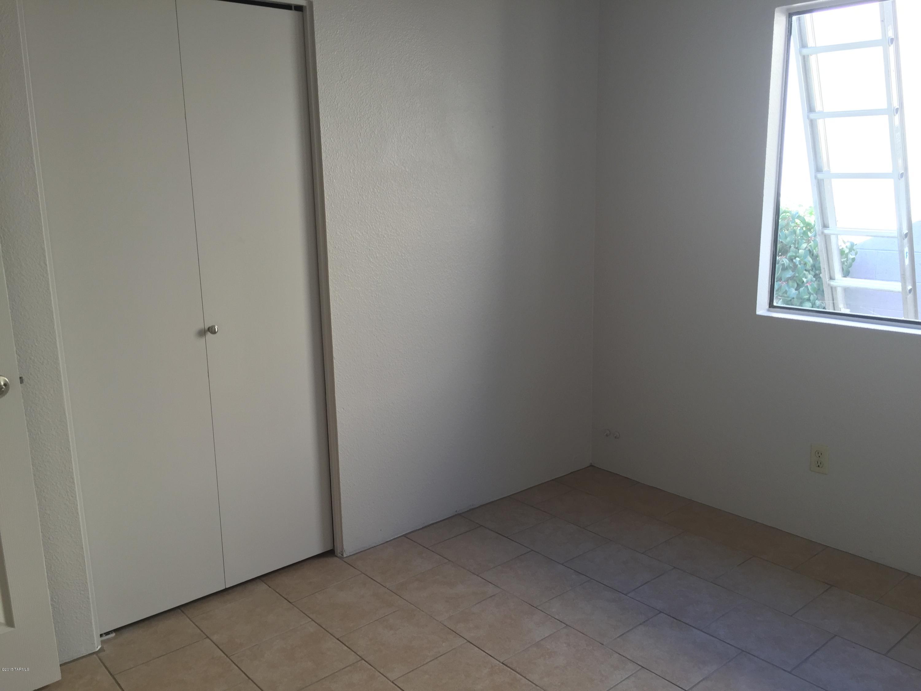 Kino Meadows (1-128) - Residential