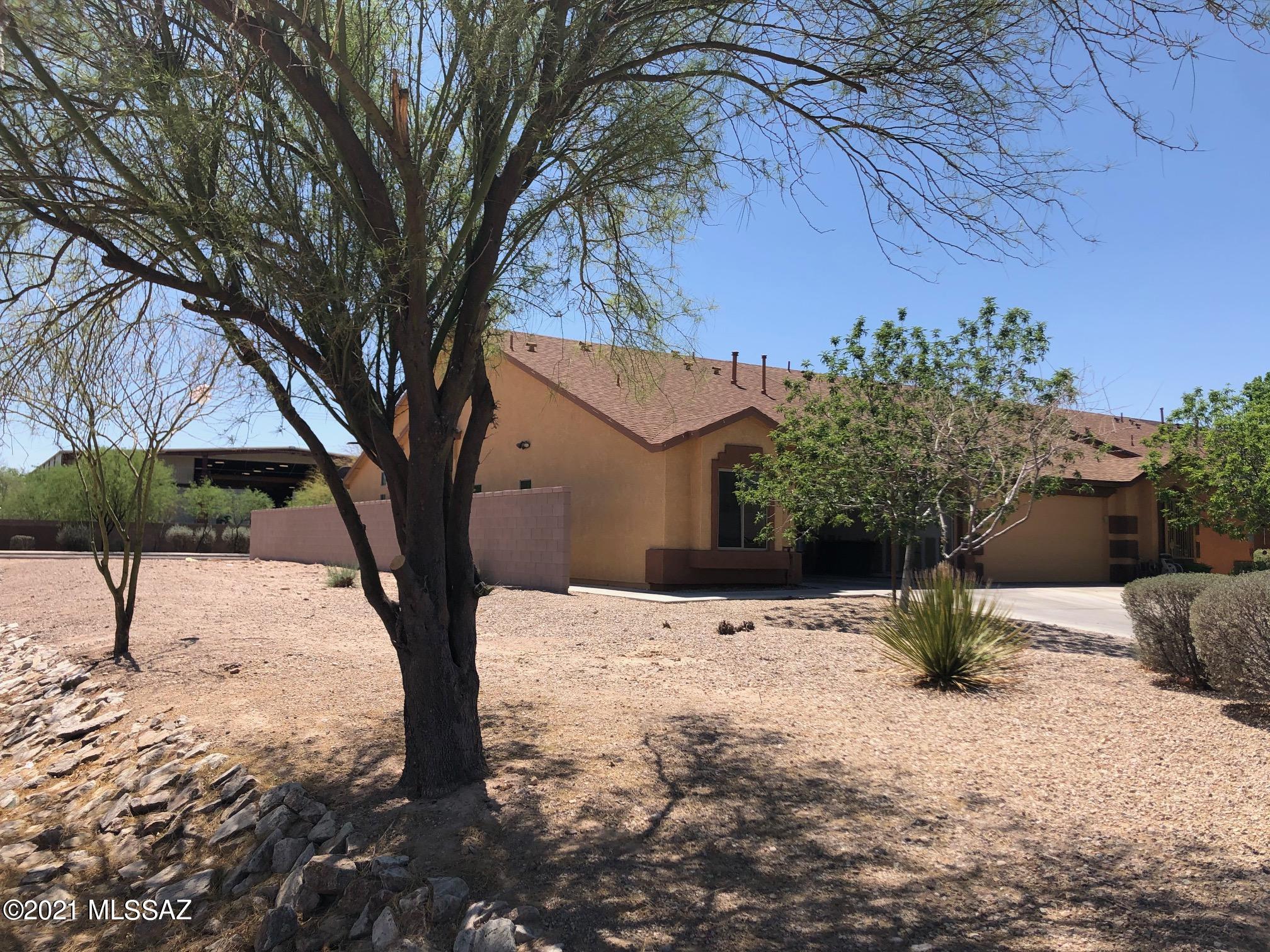 As of 4/20 there have been Multiple listing price fha/va offers received. 
 Seller will review all offers, 4/22 by 8pm.  Really Nice, End Unit Townhome in Tres Pueblos, Convenient to all of Tucson.  Ceramic Tile T/O, Except in the Master Walk in Closet.  New Appliances, Paint, Ceiling Fans, Extra Fridge in the Garage Conveys AND on a cul-de-sac.  This is an Amazing Property, so come see it today.