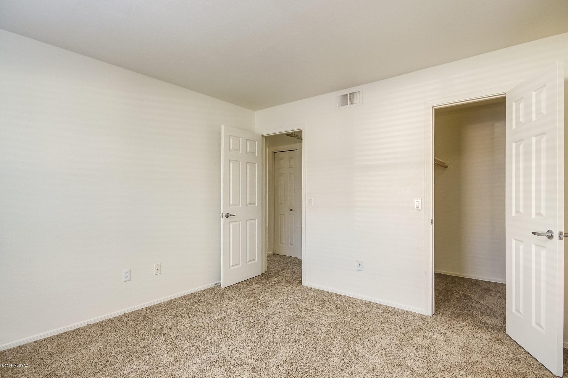 Greens at Ventana Canyon - Residential