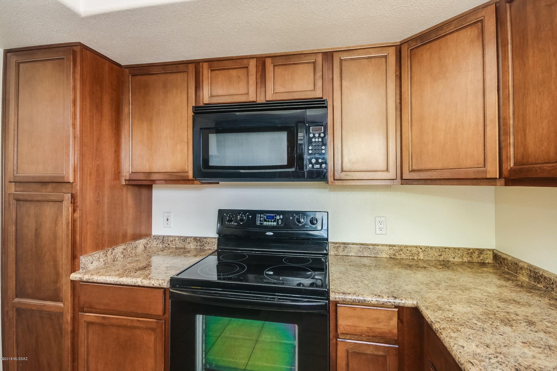 Greens at Ventana Canyon - Residential