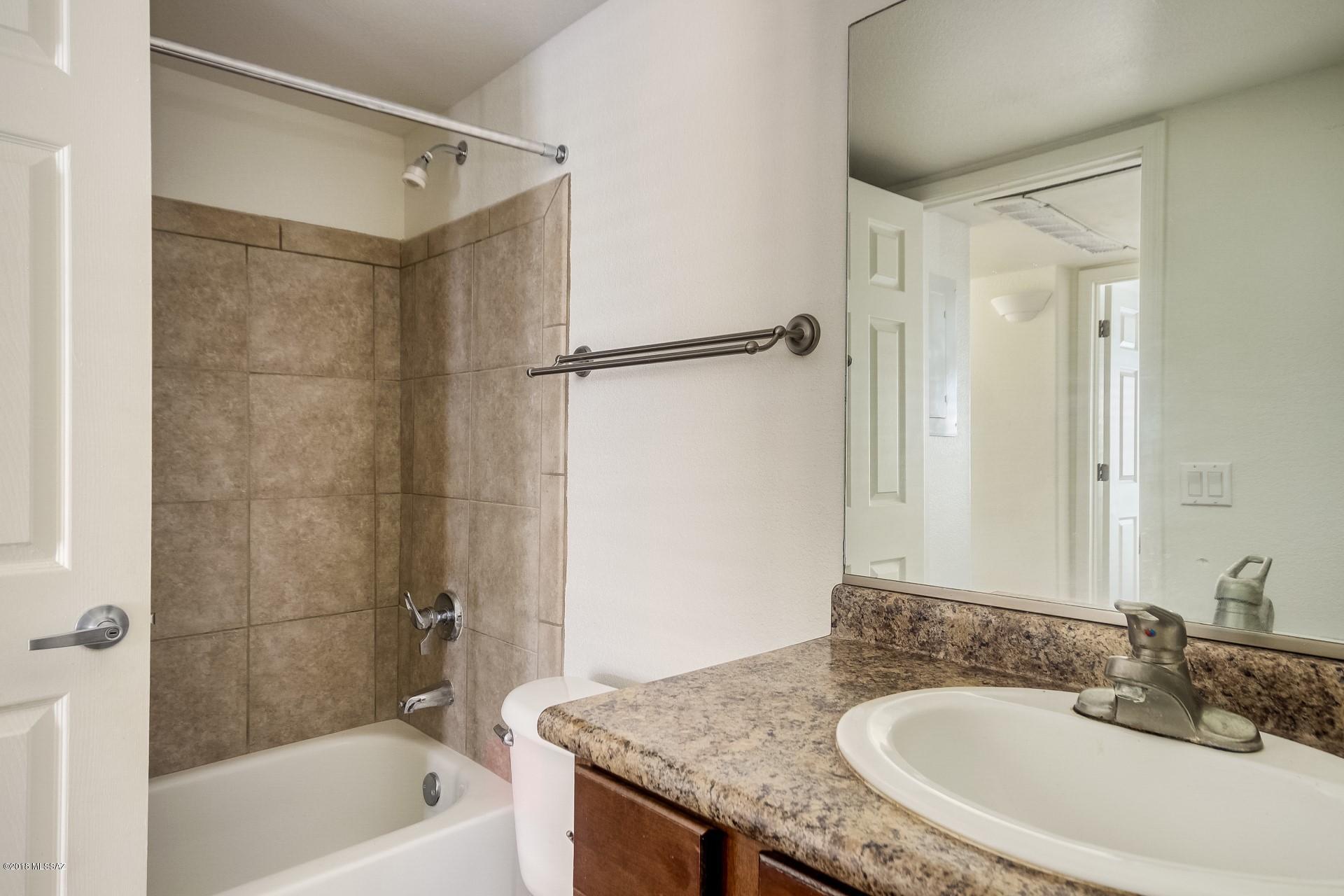 Greens at Ventana Canyon - Residential