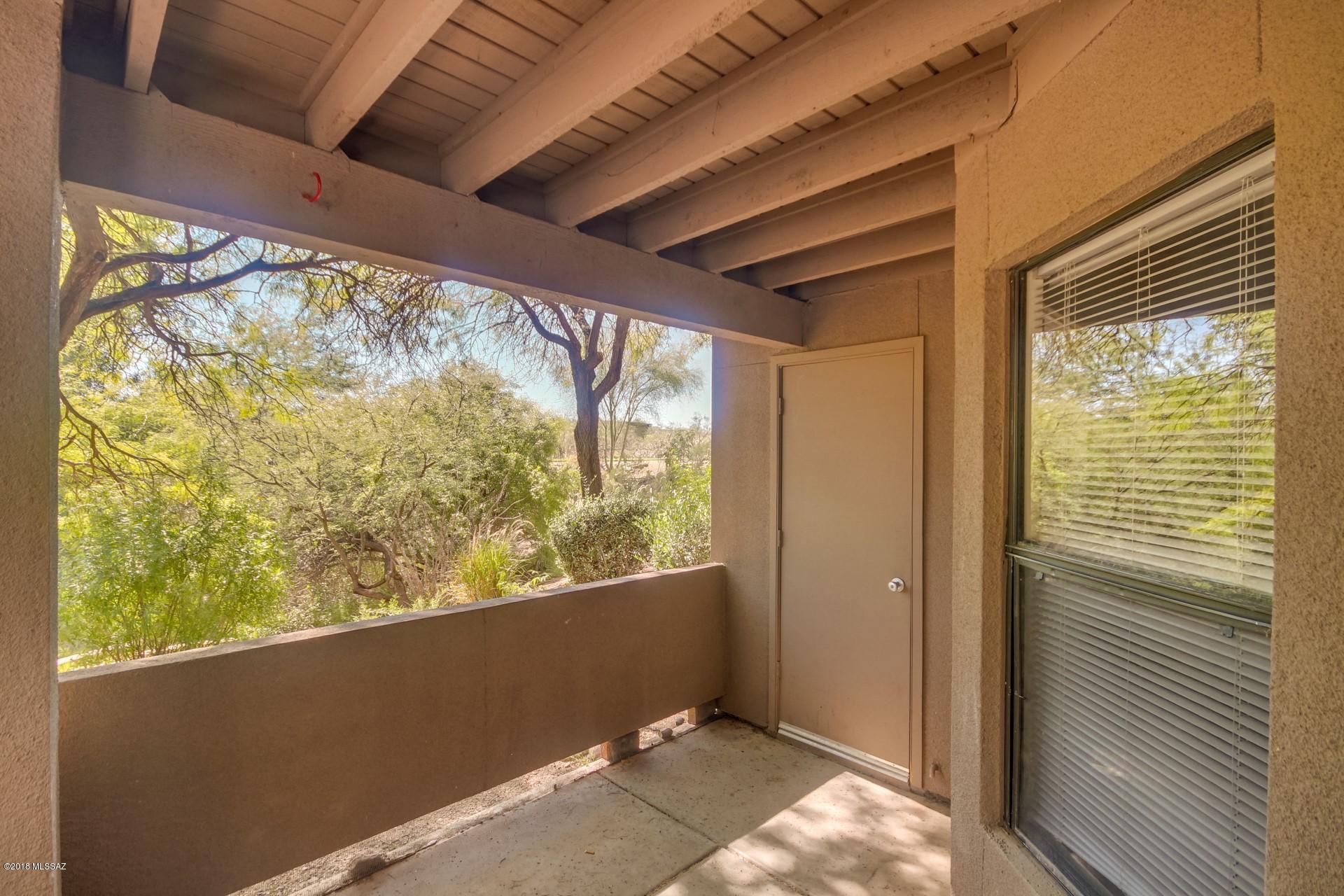 Greens at Ventana Canyon - Residential